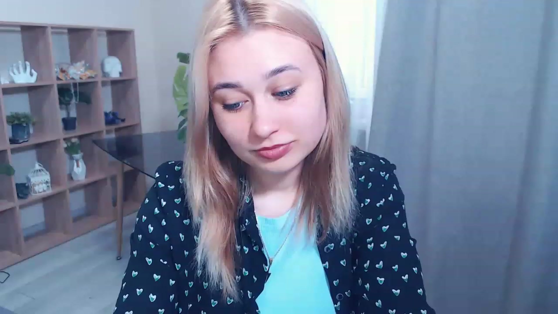 Gallery image thumbnail from Kukla_kolduna's myfreecams stream on, 02/25/2023, 14:53 image 11 of 20