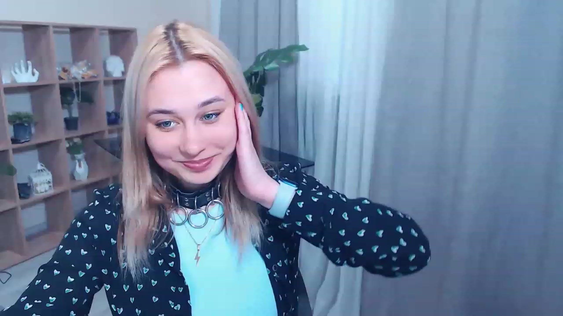 Gallery image thumbnail from Kukla_kolduna's myfreecams stream on, 02/25/2023, 14:53 image 19 of 20