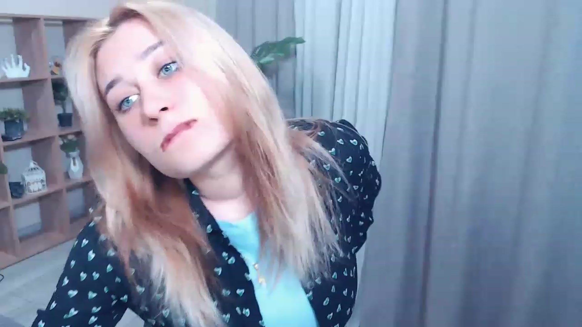 Gallery image thumbnail from Kukla_kolduna's myfreecams stream on, 02/25/2023, 16:25 image 9 of 20
