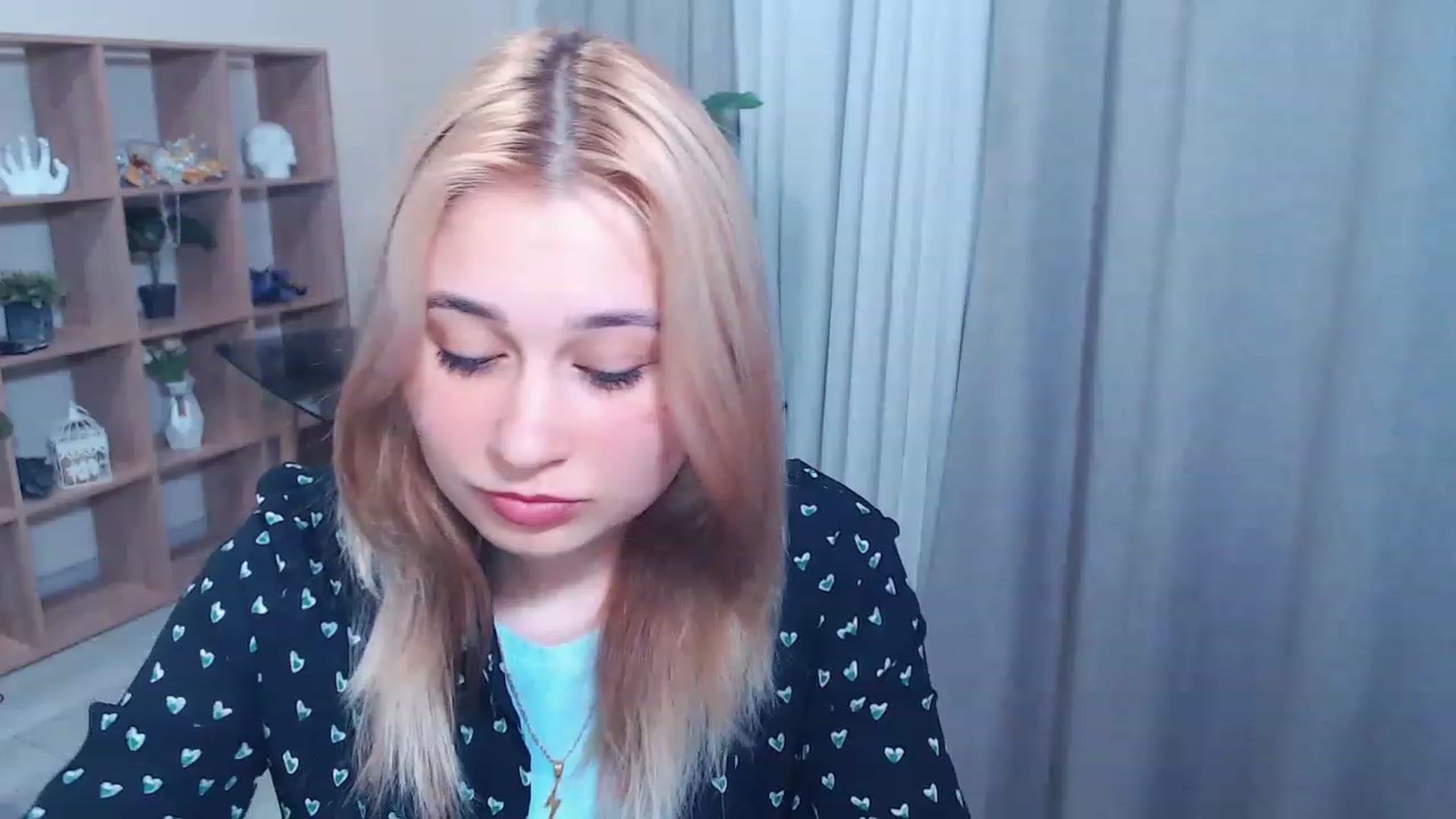 Gallery image thumbnail from Kukla_kolduna's myfreecams stream on, 02/25/2023, 16:25 image 20 of 20