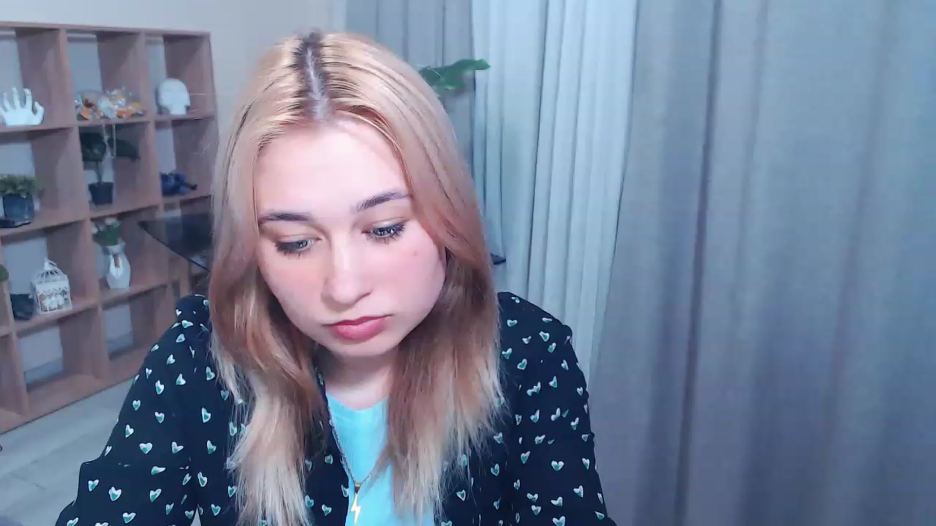 Gallery image thumbnail from Kukla_kolduna's myfreecams stream on, 02/25/2023, 16:25 image 17 of 20