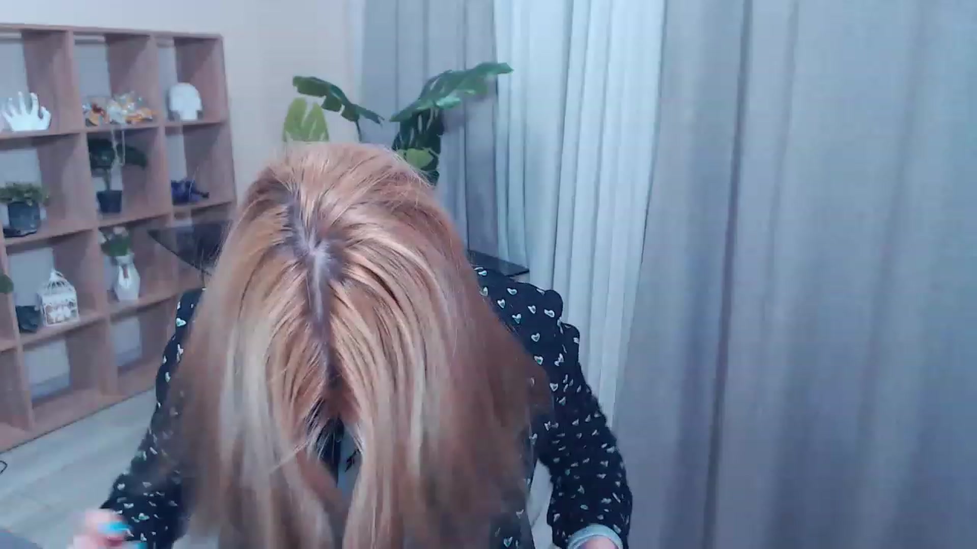 Gallery image thumbnail from Kukla_kolduna's myfreecams stream on, 02/25/2023, 16:25 image 5 of 20
