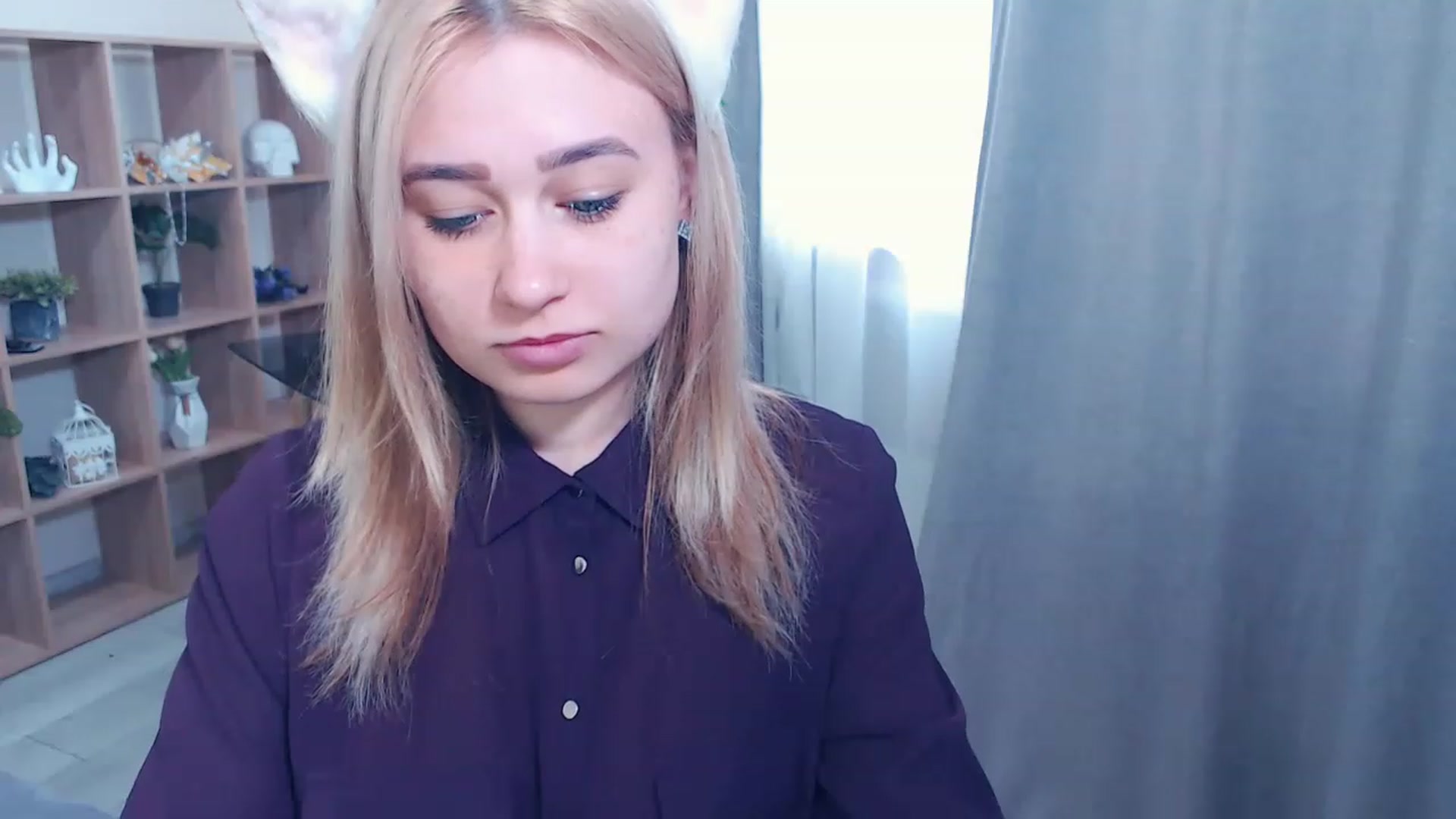 Gallery image thumbnail from Kukla_kolduna's myfreecams stream on, 02/26/2023, 13:17 image 14 of 20
