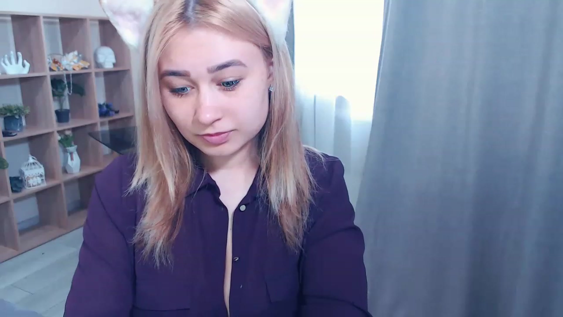 Gallery image thumbnail from Kukla_kolduna's myfreecams stream on, 02/26/2023, 13:17 image 11 of 20