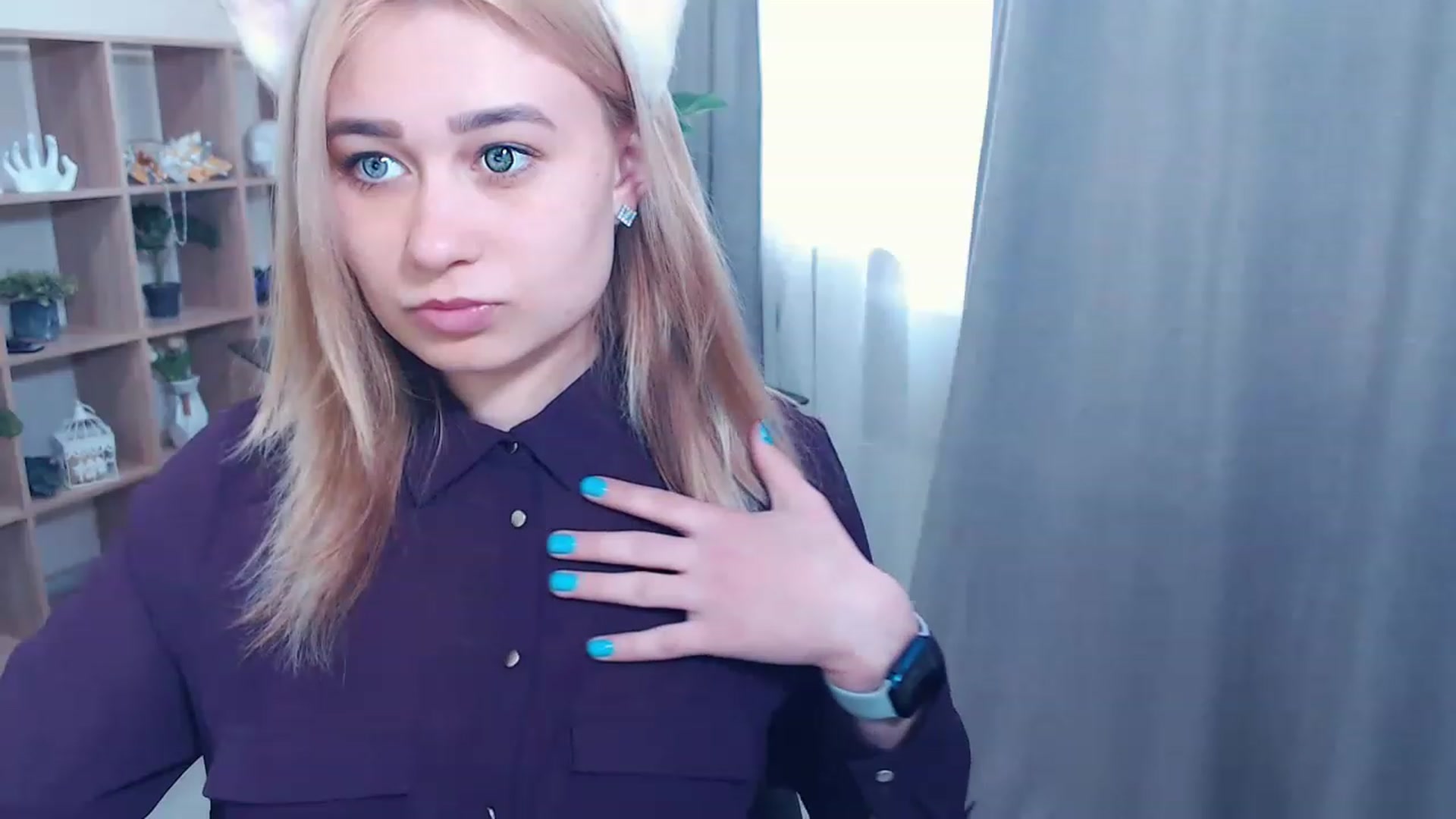 Gallery image thumbnail from Kukla_kolduna's myfreecams stream on, 02/26/2023, 13:17 image 17 of 20