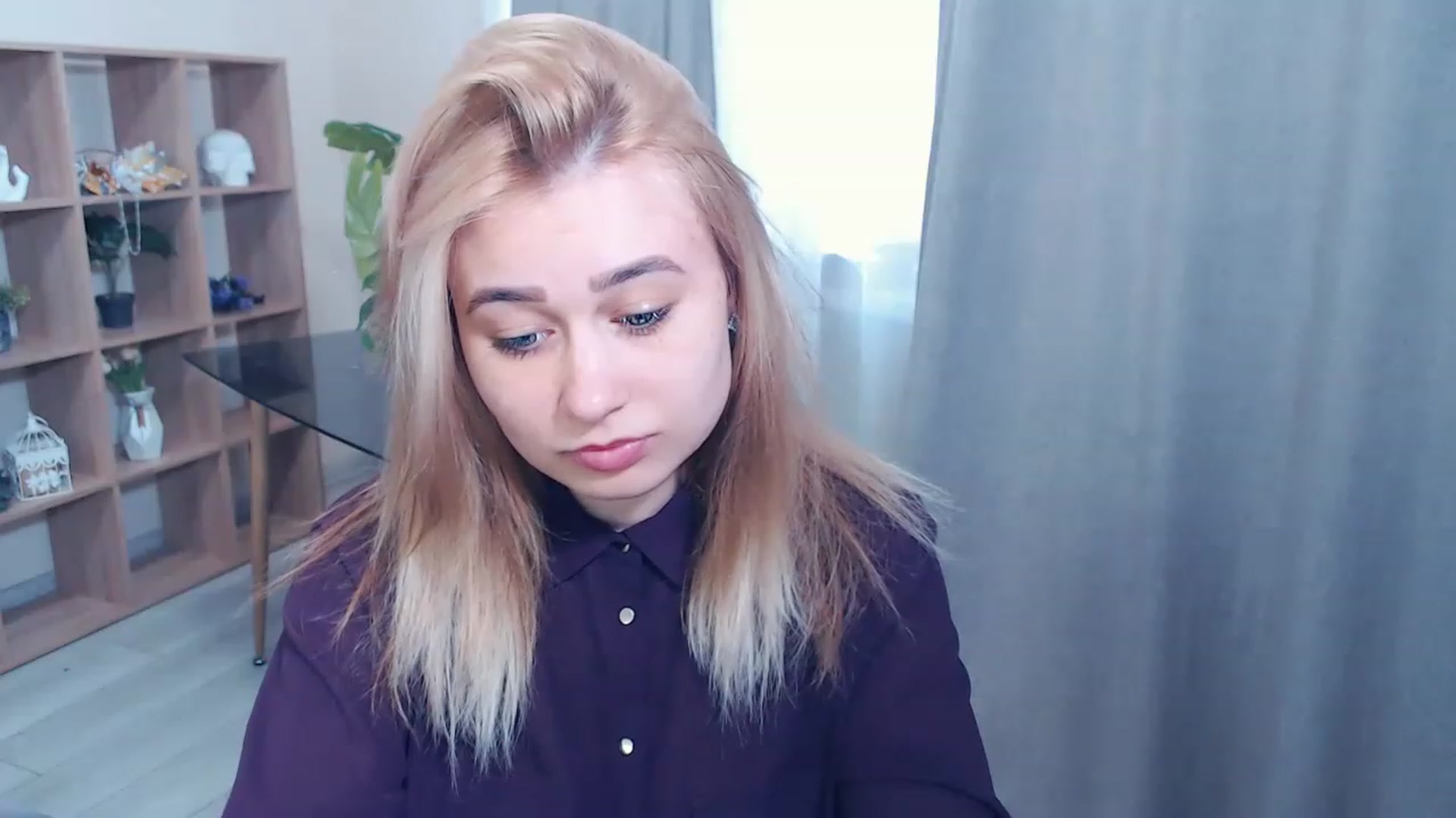 Gallery image thumbnail from Kukla_kolduna's myfreecams stream on, 02/26/2023, 14:51 image 11 of 20