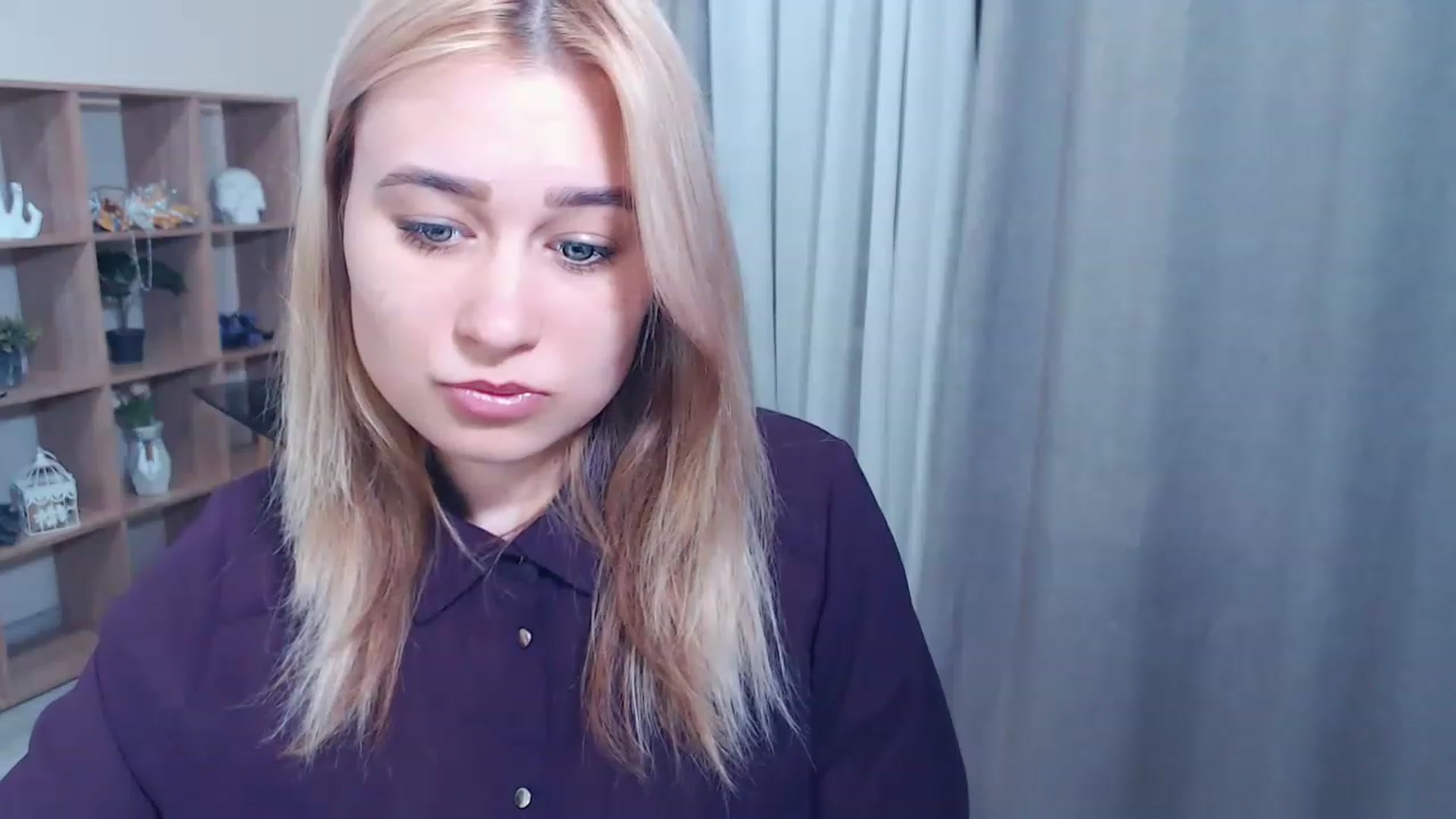 Gallery image thumbnail from Kukla_kolduna's myfreecams stream on, 02/26/2023, 16:40 image 3 of 20
