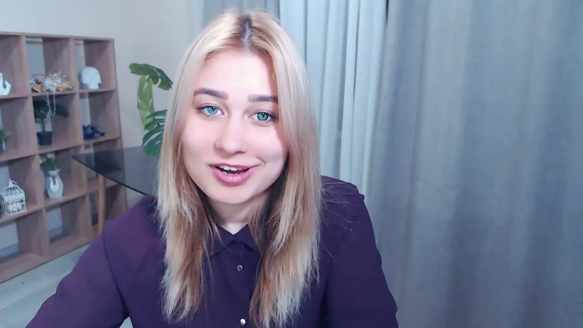 Gallery image thumbnail from Kukla_kolduna's myfreecams stream on, 02/26/2023, 16:40 image 16 of 20