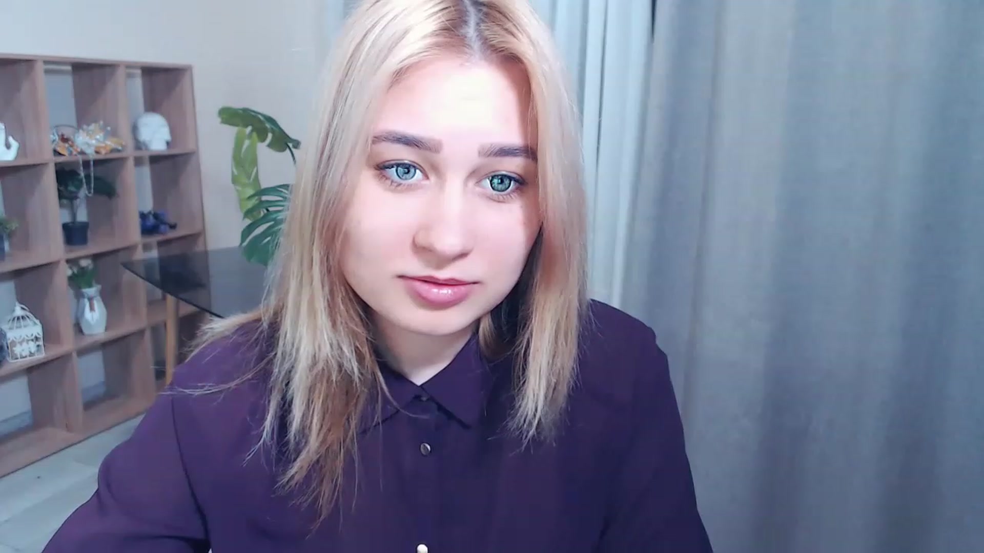 Gallery image thumbnail from Kukla_kolduna's myfreecams stream on, 02/26/2023, 16:40 image 17 of 20