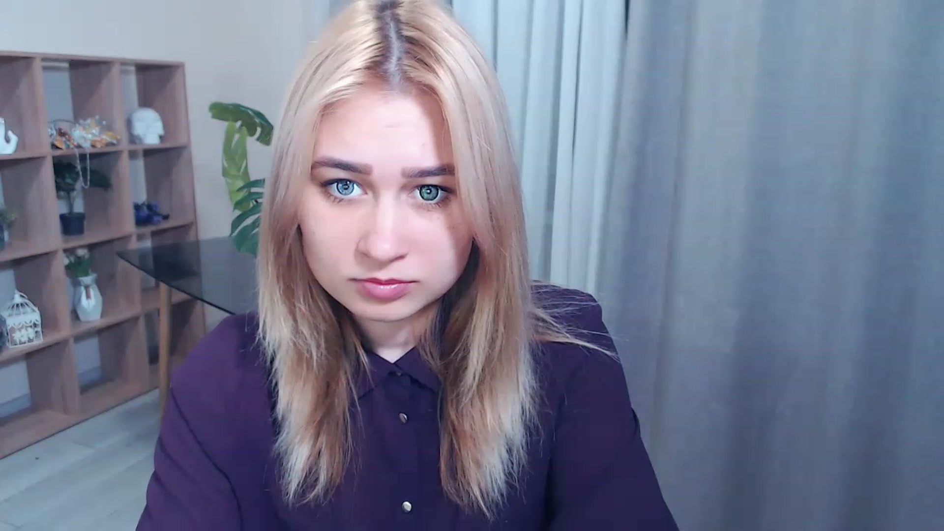 Gallery image thumbnail from Kukla_kolduna's myfreecams stream on, 02/26/2023, 16:40 image 13 of 20