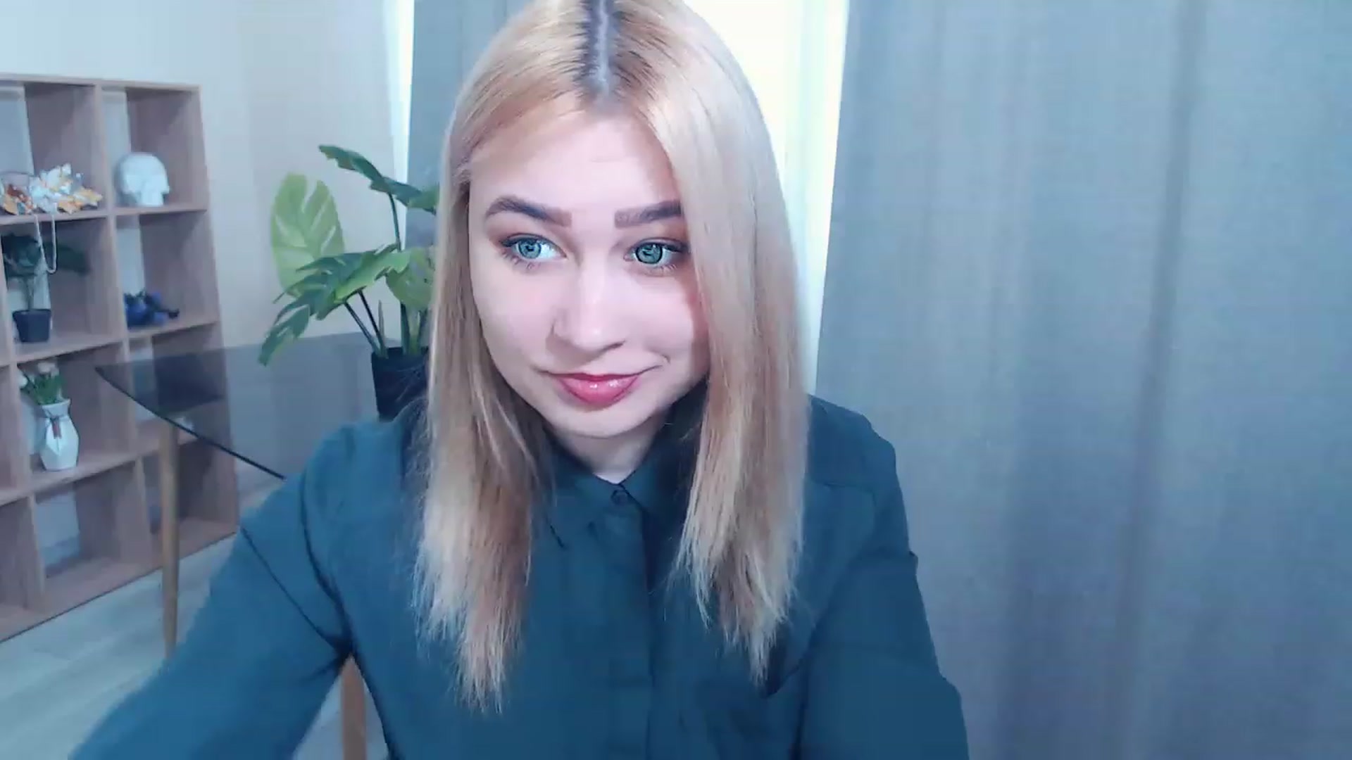 Gallery image thumbnail from Kukla_kolduna's myfreecams stream on, 02/27/2023, 12:34 image 11 of 20