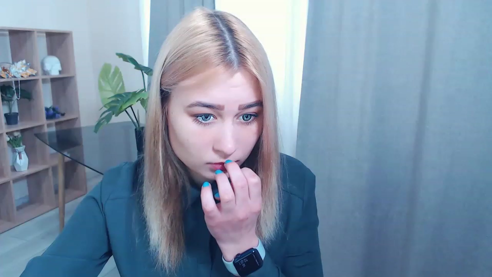 Gallery image thumbnail from Kukla_kolduna's myfreecams stream on, 02/27/2023, 12:34 image 14 of 20