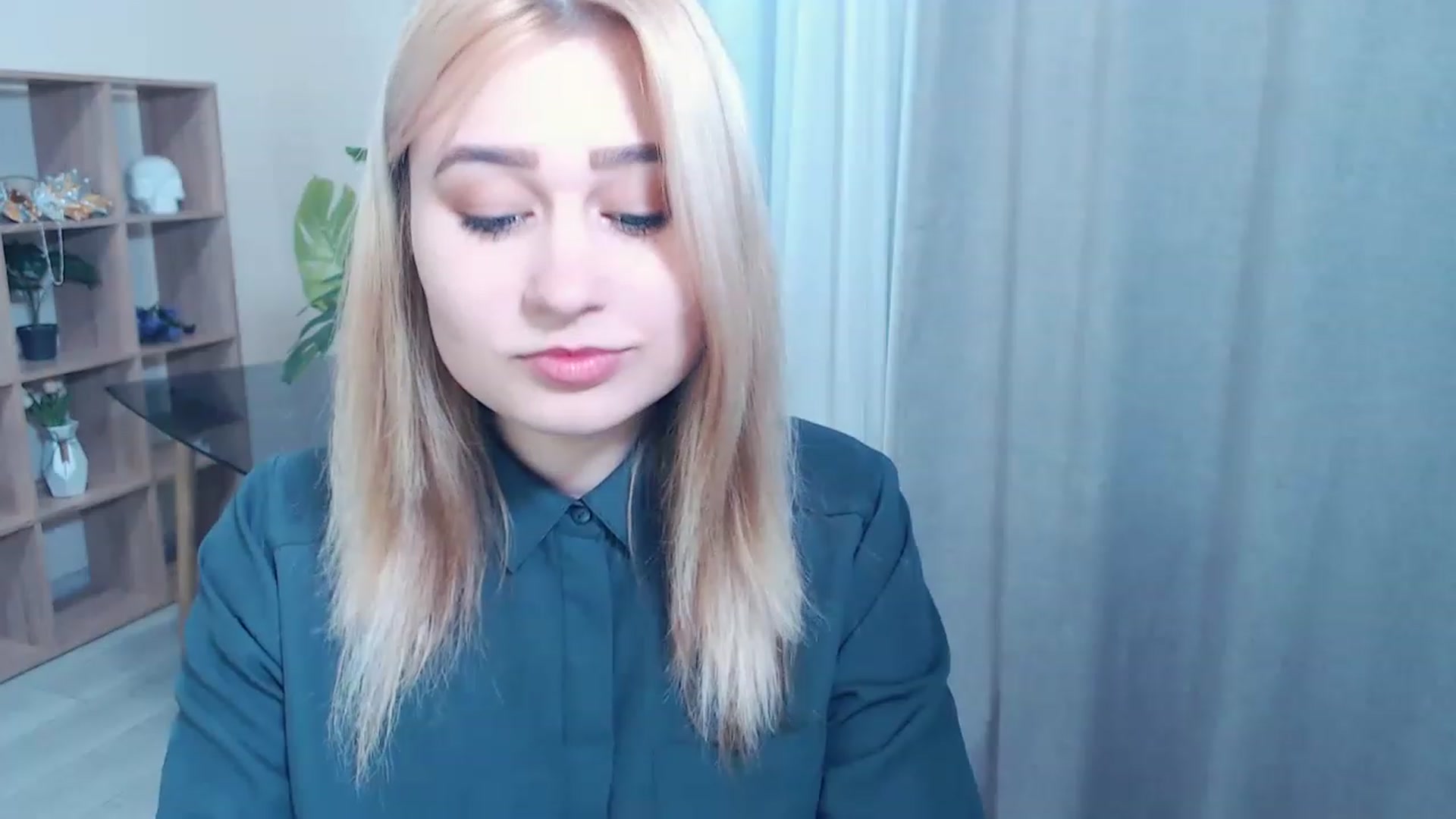 Gallery image thumbnail from Kukla_kolduna's myfreecams stream on, 02/27/2023, 15:43 image 16 of 20