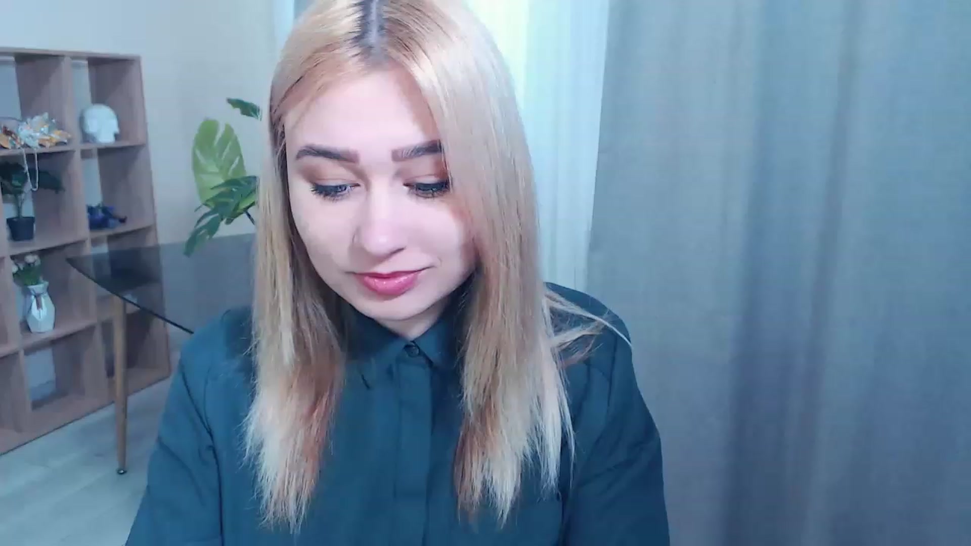 Gallery image thumbnail from Kukla_kolduna's myfreecams stream on, 02/27/2023, 15:43 image 1 of 20