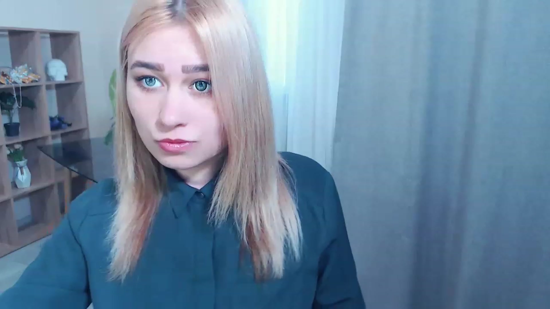 Gallery image thumbnail from Kukla_kolduna's myfreecams stream on, 02/27/2023, 15:43 image 2 of 20
