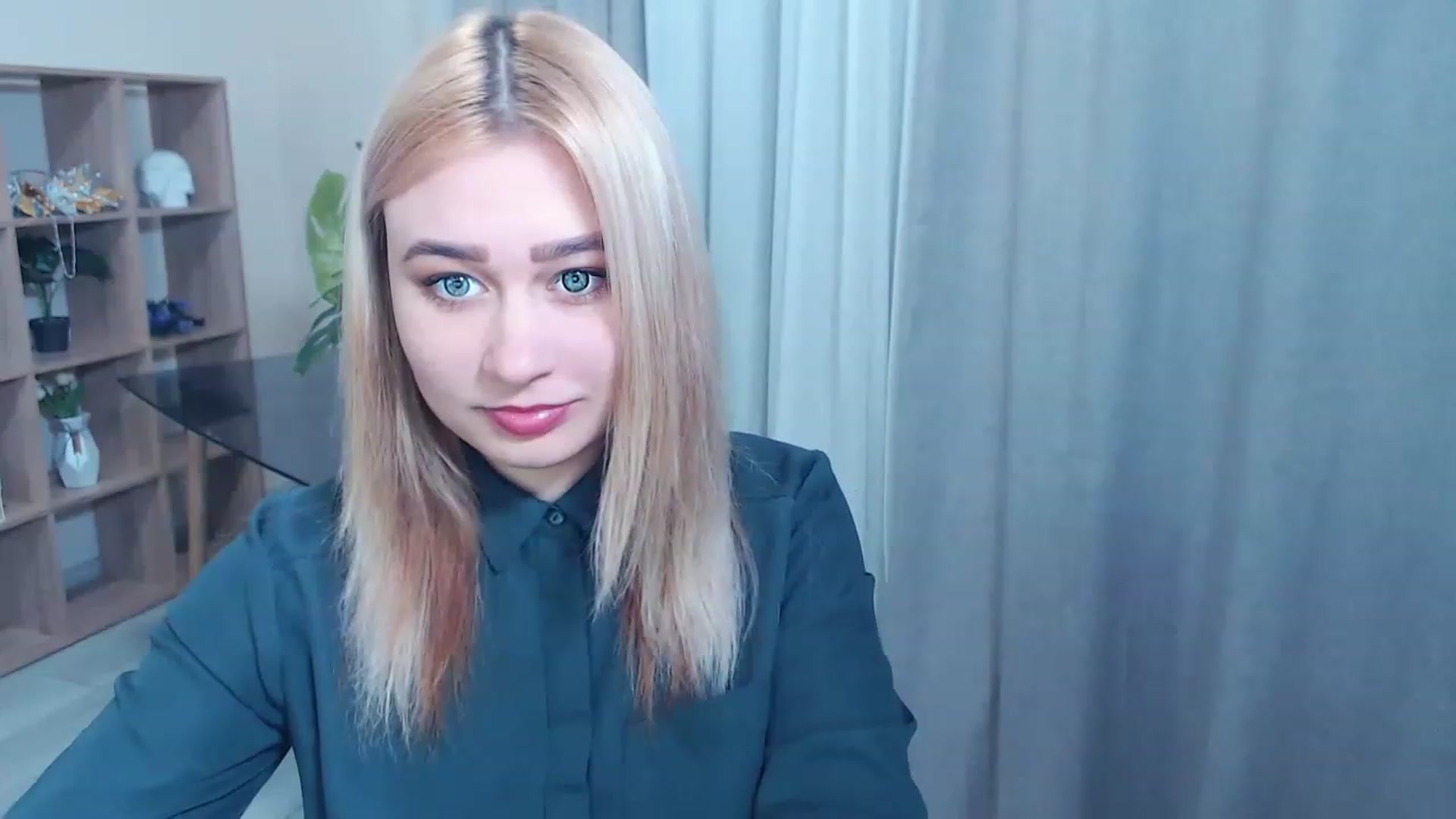 Gallery image thumbnail from Kukla_kolduna's myfreecams stream on, 02/27/2023, 16:59 image 11 of 20