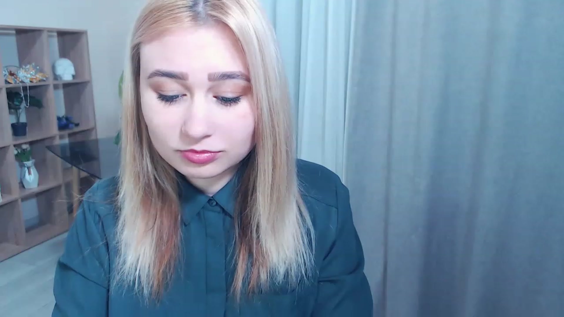 Gallery image thumbnail from Kukla_kolduna's myfreecams stream on, 02/27/2023, 16:59 image 6 of 20