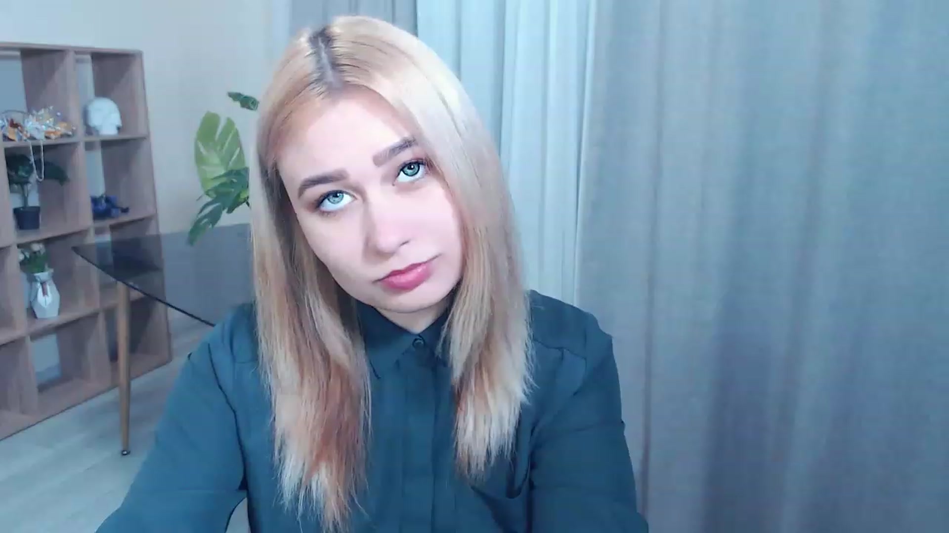 Gallery image thumbnail from Kukla_kolduna's myfreecams stream on, 02/27/2023, 16:59 image 3 of 20