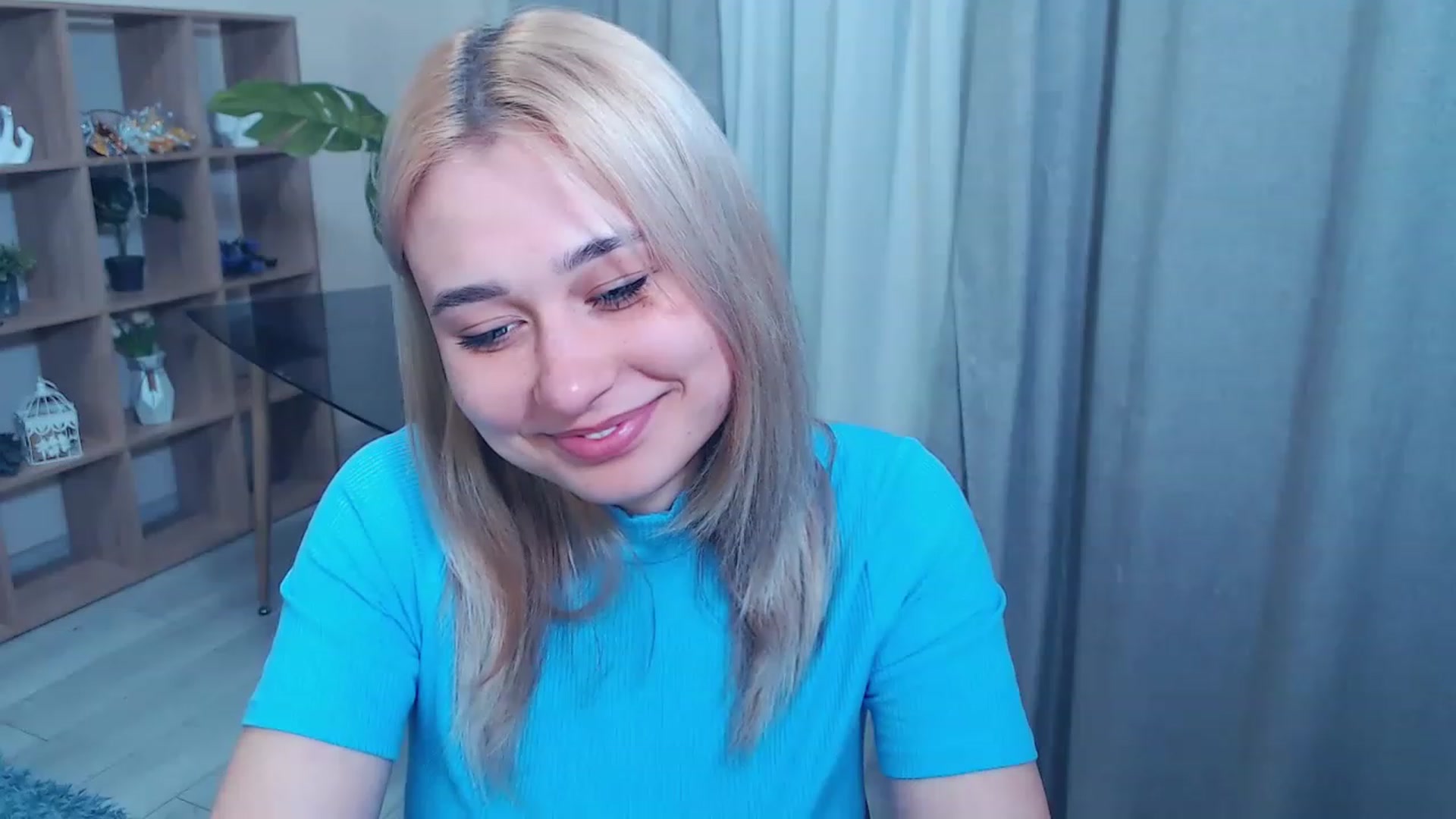 Gallery image thumbnail from Kukla_kolduna's myfreecams stream on, 03/02/2023, 16:48 image 9 of 20