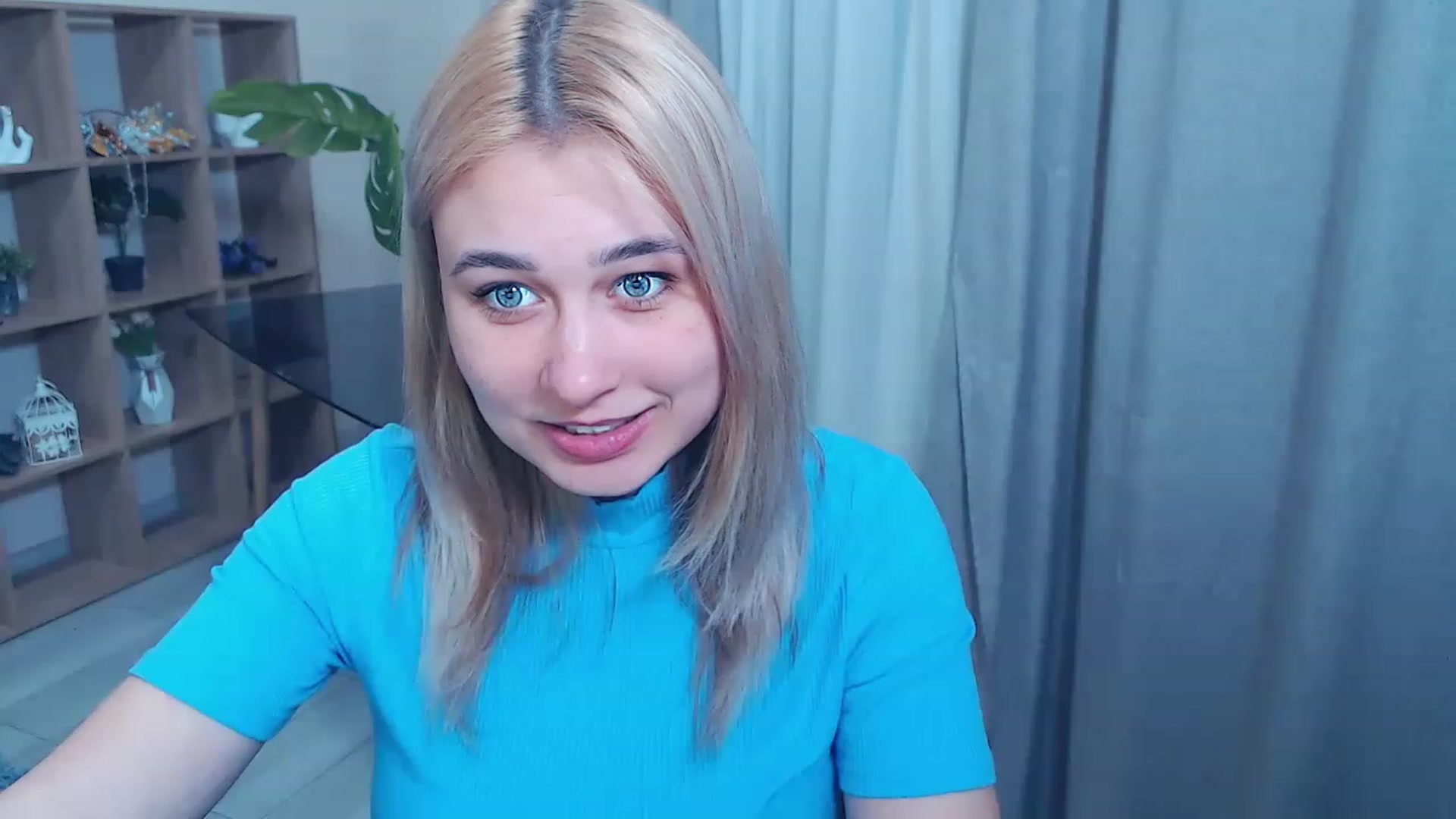 Gallery image thumbnail from Kukla_kolduna's myfreecams stream on, 03/02/2023, 16:48 image 2 of 20