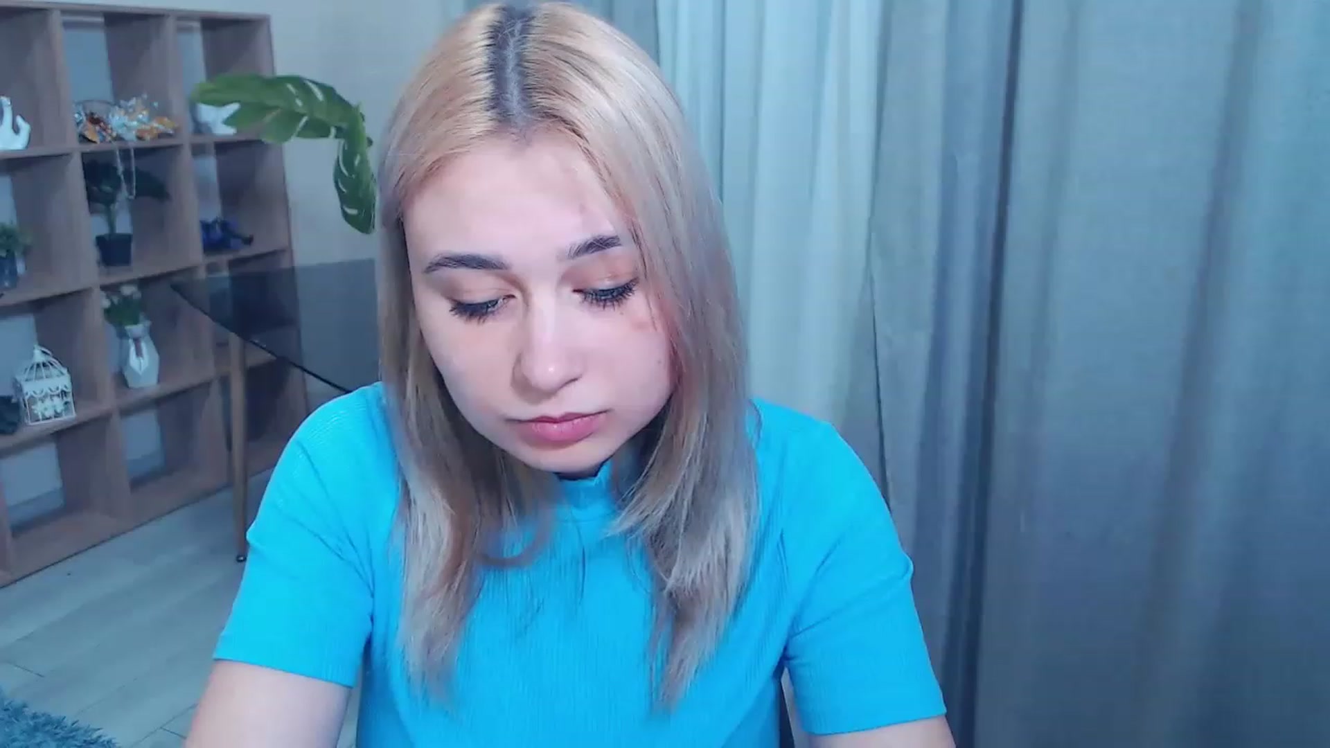 Gallery image thumbnail from Kukla_kolduna's myfreecams stream on, 03/02/2023, 16:48 image 11 of 20