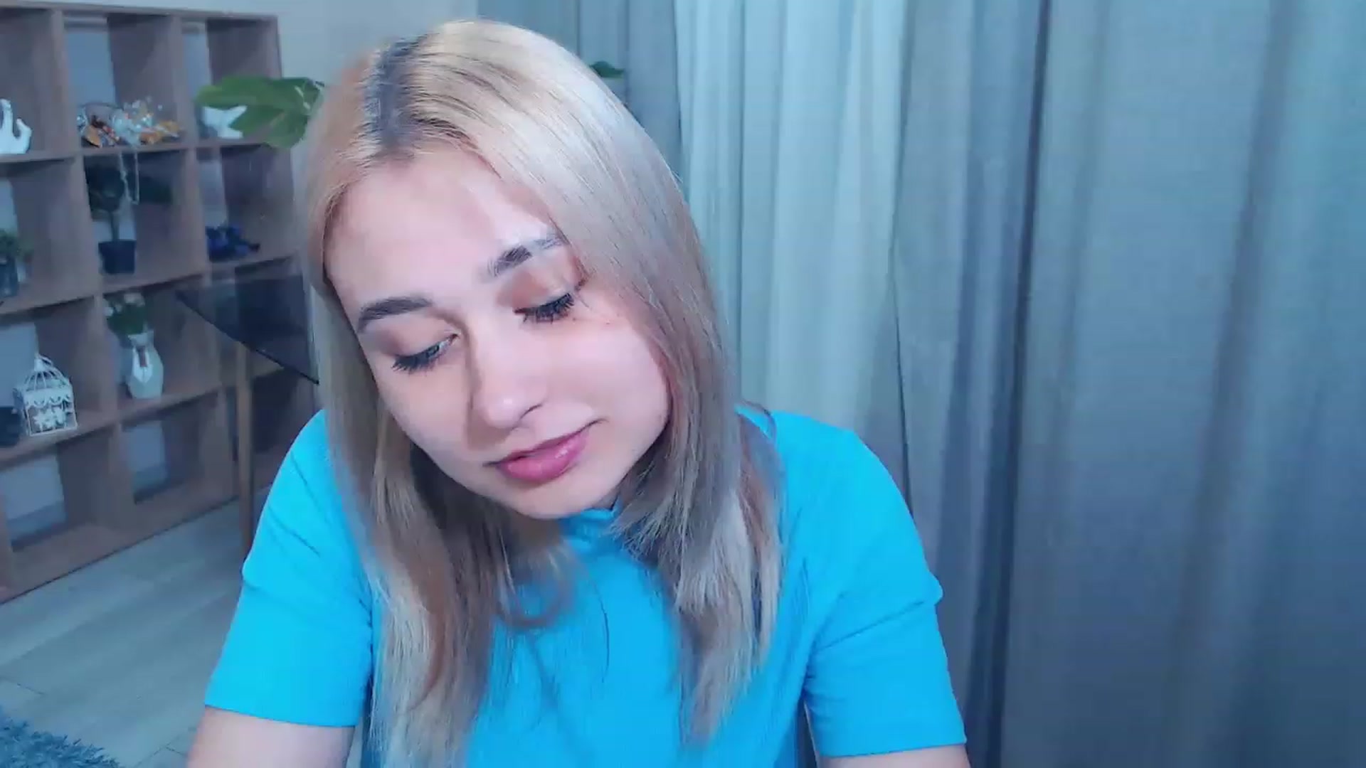 Gallery image thumbnail from Kukla_kolduna's myfreecams stream on, 03/02/2023, 16:48 image 14 of 20