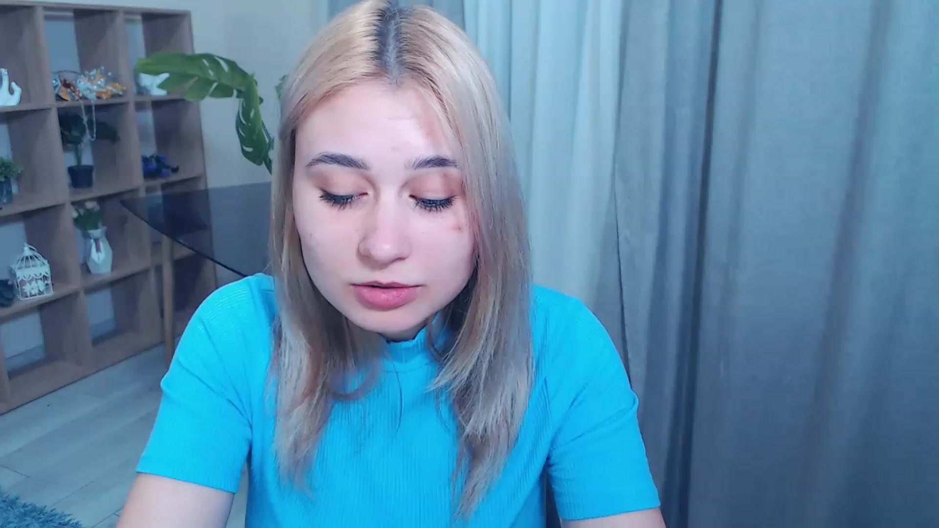 Gallery image thumbnail from Kukla_kolduna's myfreecams stream on, 03/02/2023, 16:48 image 8 of 20