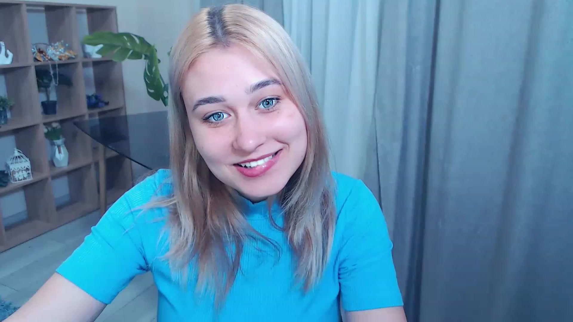 Gallery image thumbnail from Kukla_kolduna's myfreecams stream on, 03/02/2023, 16:48 image 18 of 20