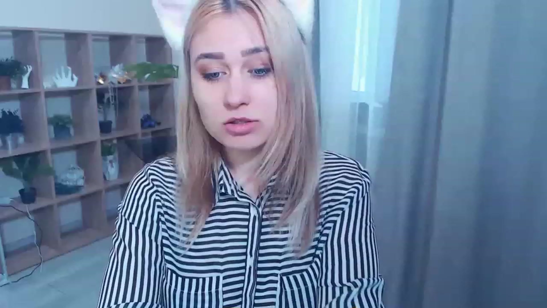 Gallery image thumbnail from Kukla_kolduna's myfreecams stream on, 03/05/2023, 14:59 image 19 of 20