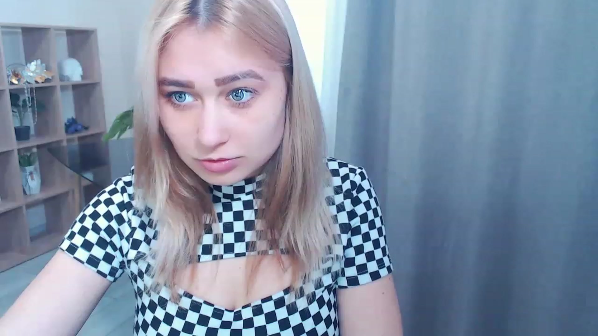 Gallery image thumbnail from Kukla_kolduna's myfreecams stream on, 03/06/2023, 15:19 image 12 of 20
