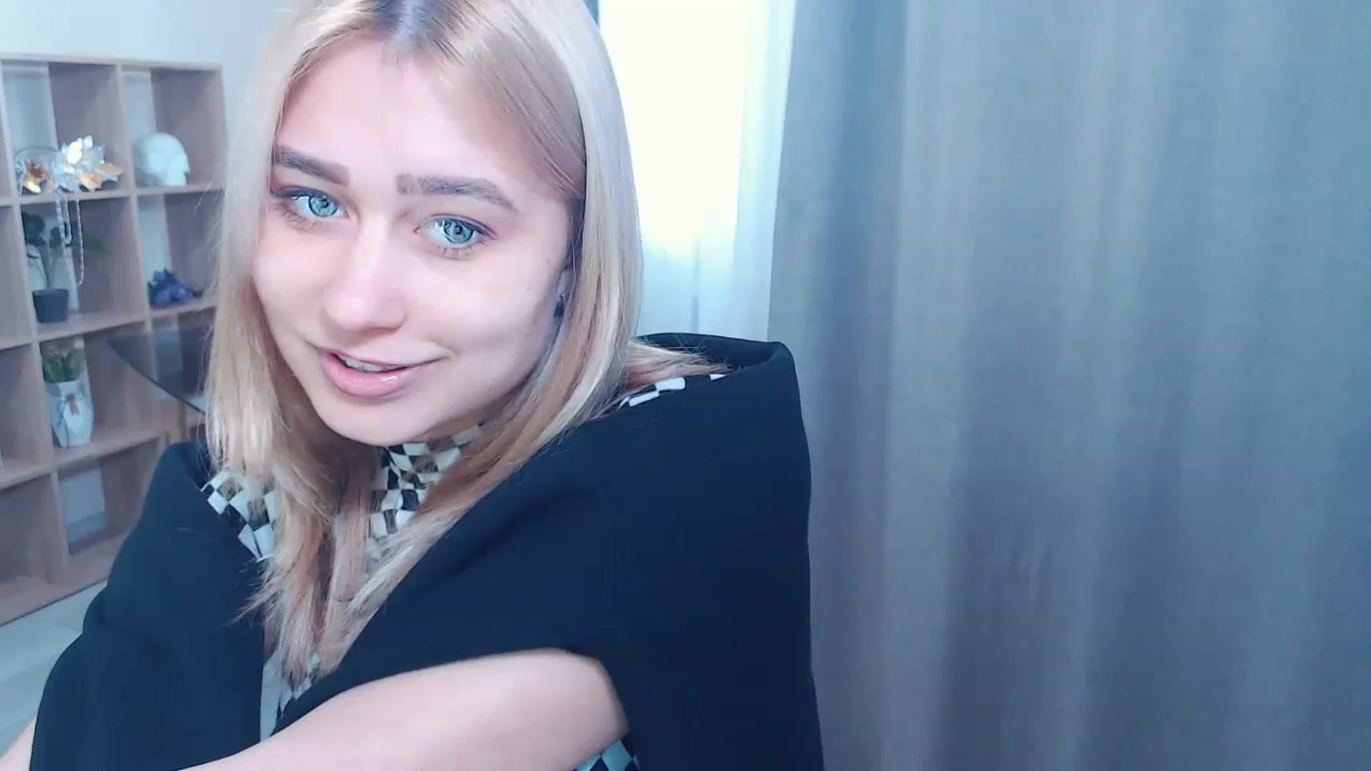 Gallery image thumbnail from Kukla_kolduna's myfreecams stream on, 03/06/2023, 15:19 image 7 of 20