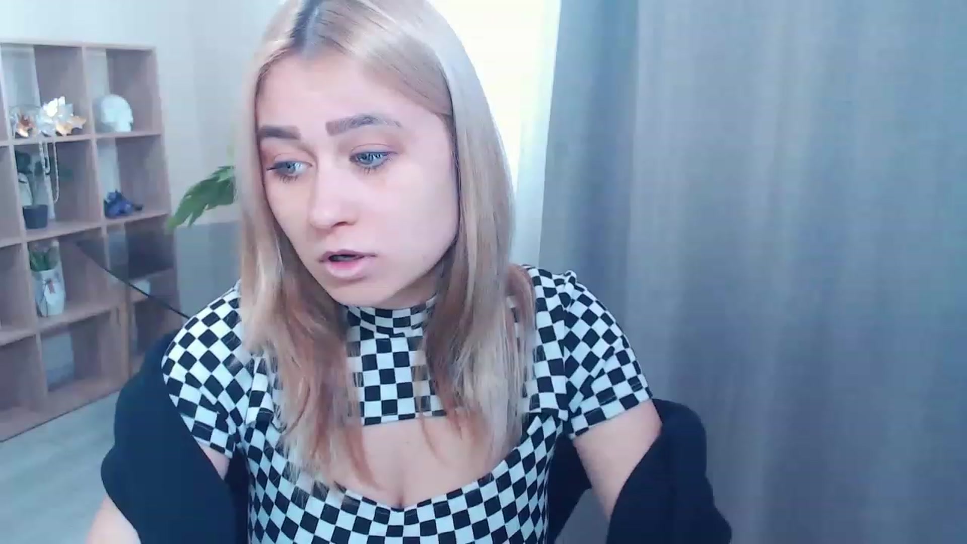 Gallery image thumbnail from Kukla_kolduna's myfreecams stream on, 03/06/2023, 15:19 image 4 of 20