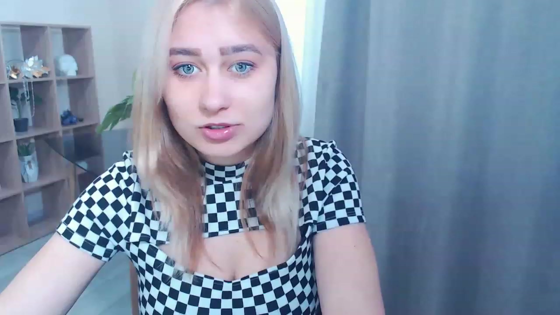 Gallery image thumbnail from Kukla_kolduna's myfreecams stream on, 03/06/2023, 15:19 image 9 of 20