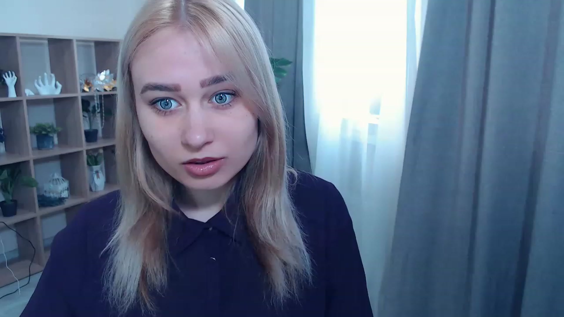 Gallery image thumbnail from Kukla_kolduna's myfreecams stream on, 03/10/2023, 10:07 image 16 of 20