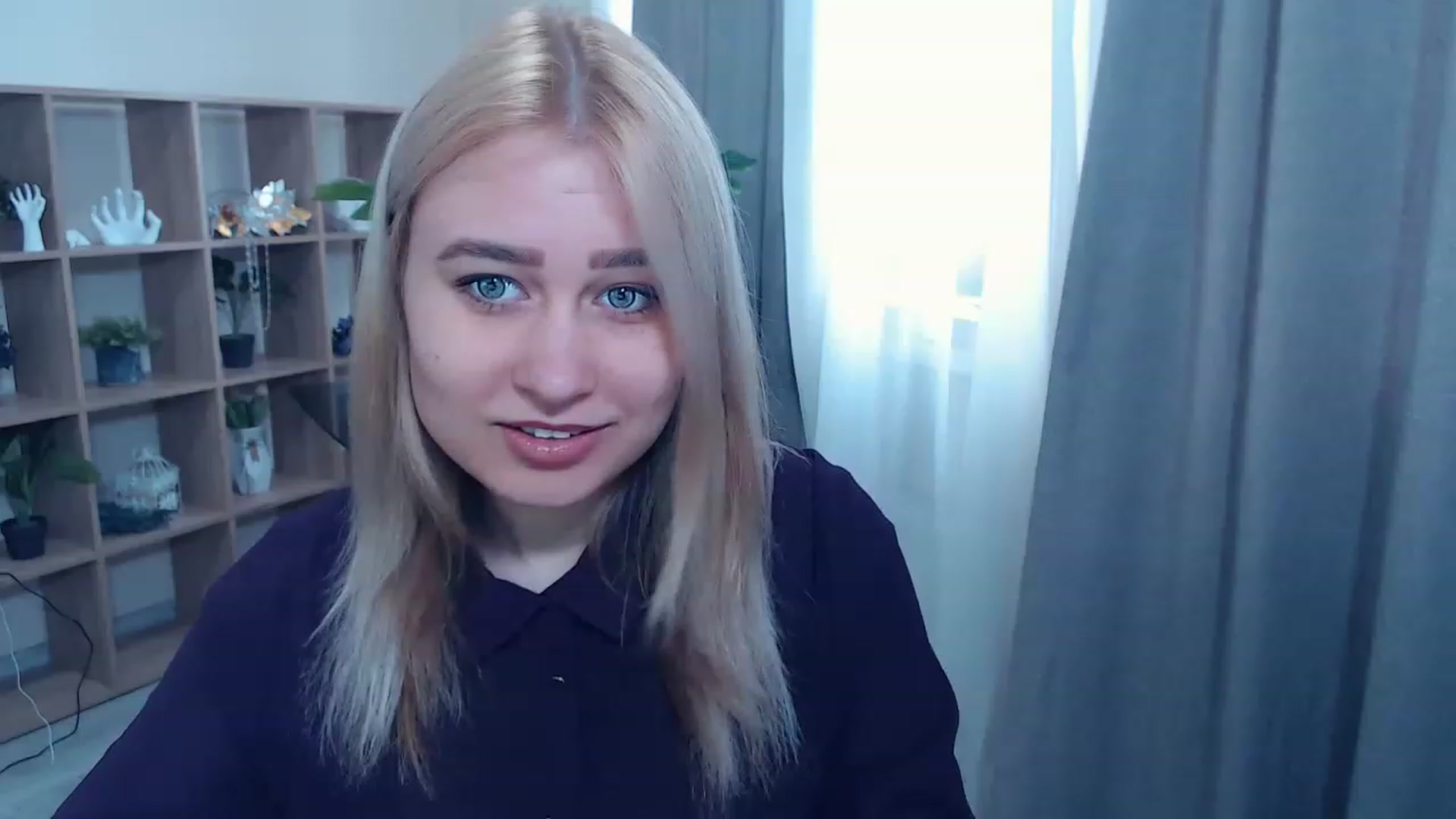 Gallery image thumbnail from Kukla_kolduna's myfreecams stream on, 03/10/2023, 10:07 image 14 of 20