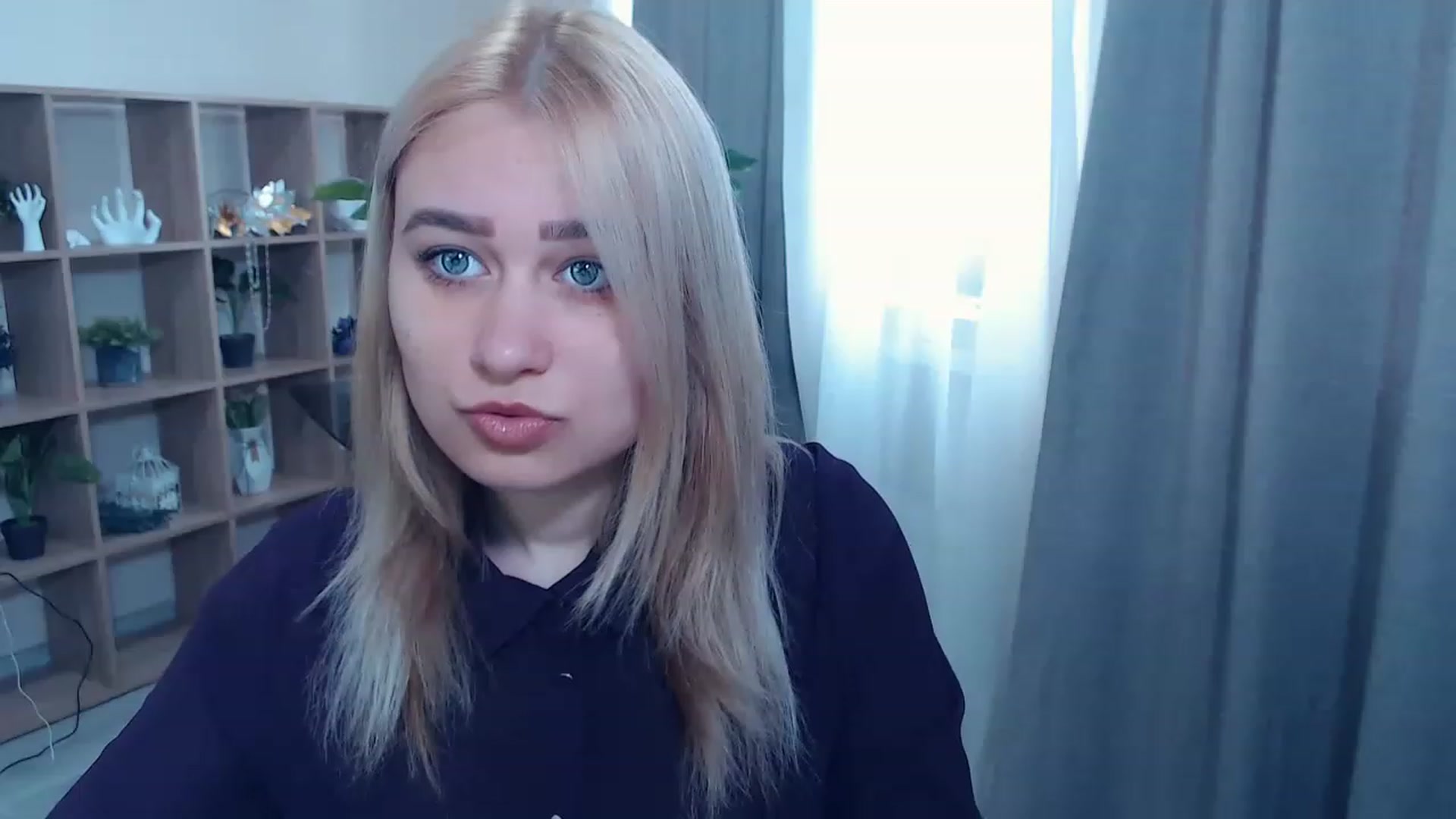 Gallery image thumbnail from Kukla_kolduna's myfreecams stream on, 03/10/2023, 10:07 image 12 of 20
