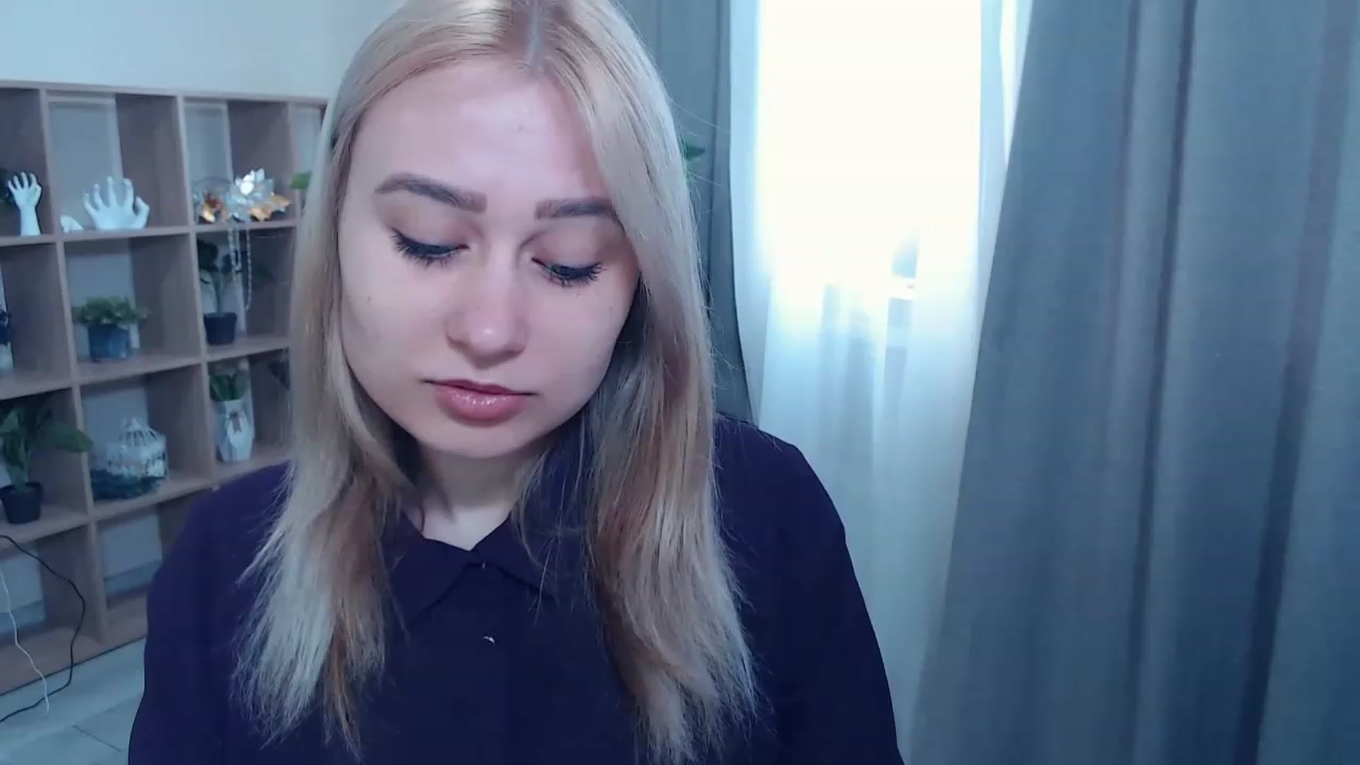 Gallery image thumbnail from Kukla_kolduna's myfreecams stream on, 03/10/2023, 10:07 image 17 of 20