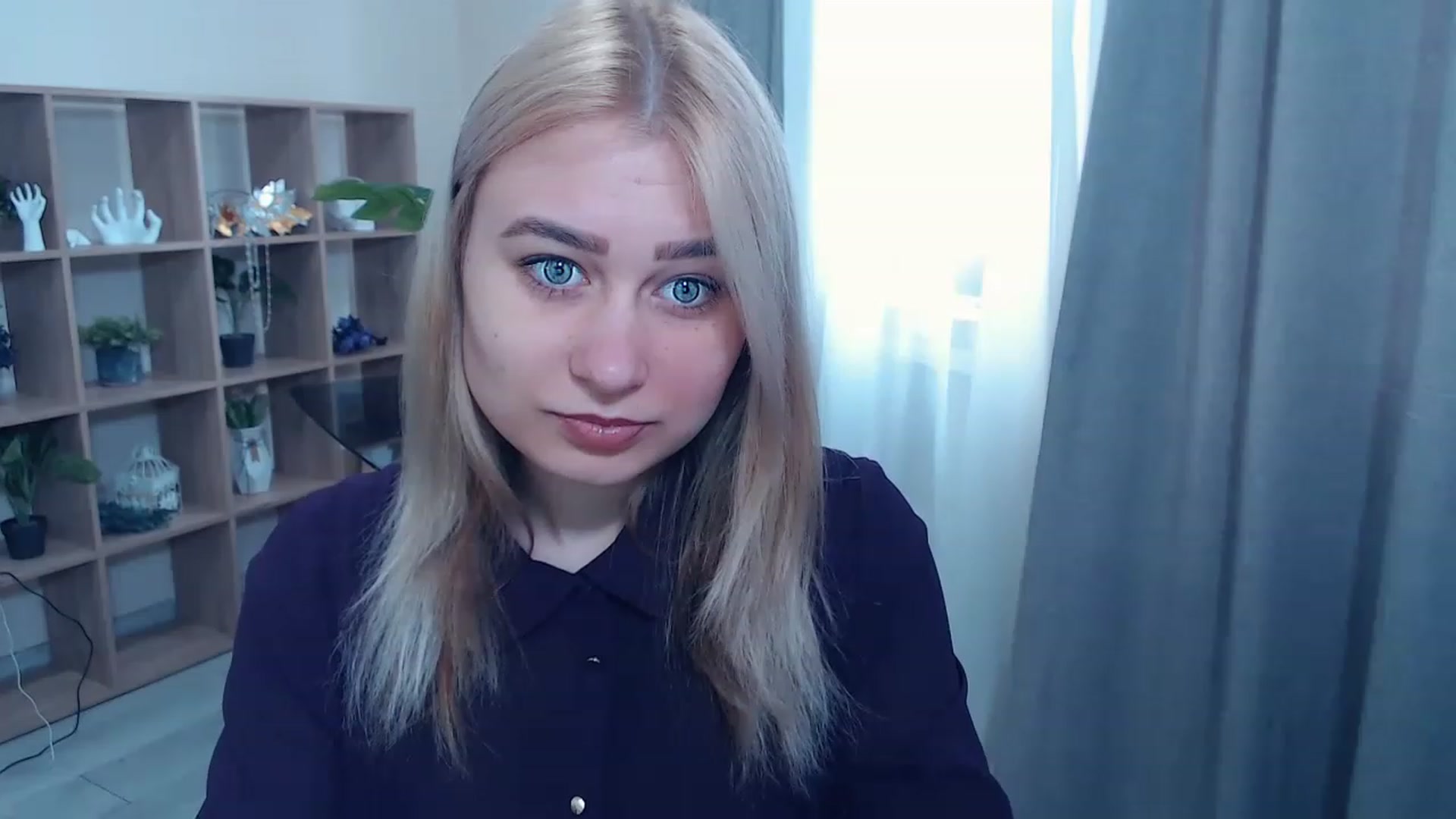 Gallery image thumbnail from Kukla_kolduna's myfreecams stream on, 03/10/2023, 10:07 image 7 of 20