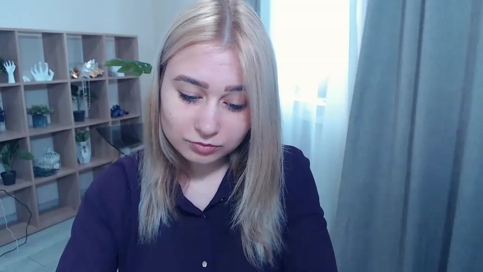 Gallery image thumbnail from Kukla_kolduna's myfreecams stream on, 03/10/2023, 11:21 image 15 of 20