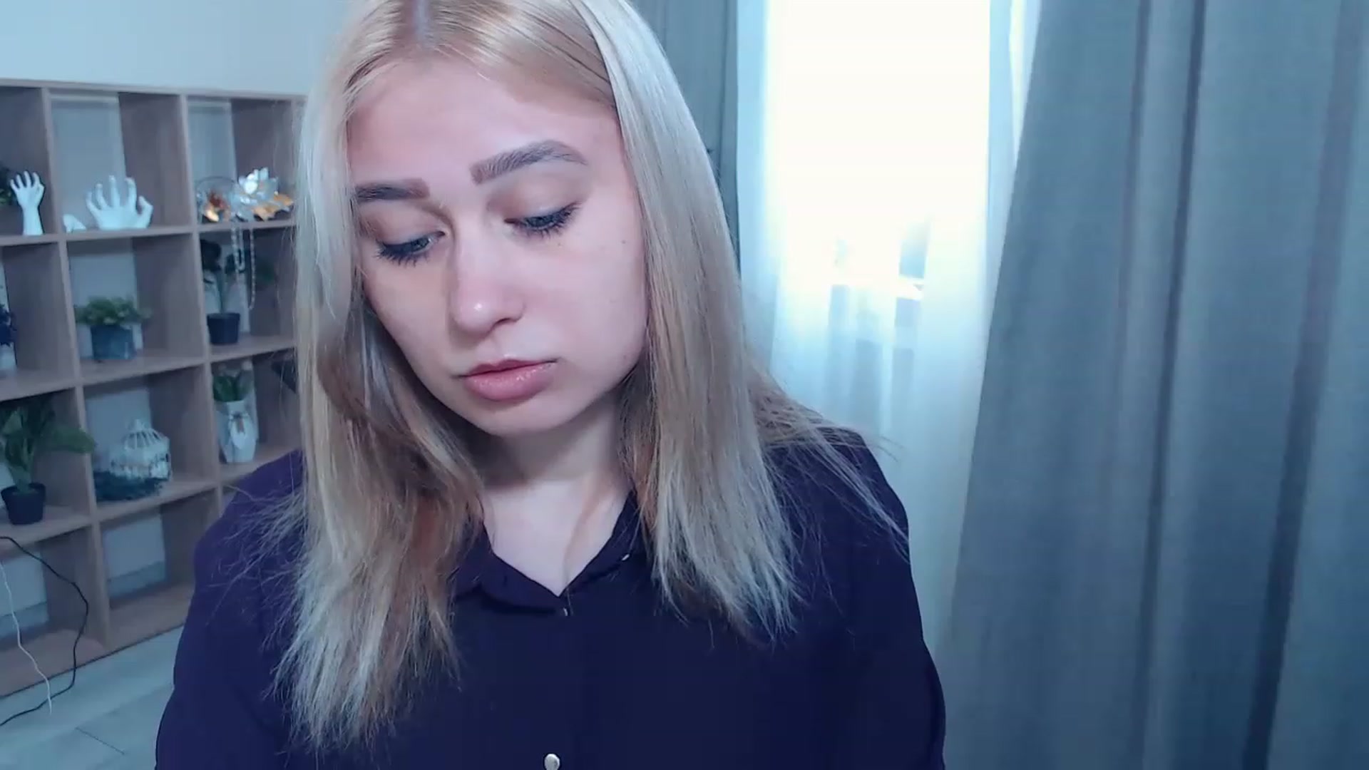 Gallery image thumbnail from Kukla_kolduna's myfreecams stream on, 03/10/2023, 11:21 image 17 of 20