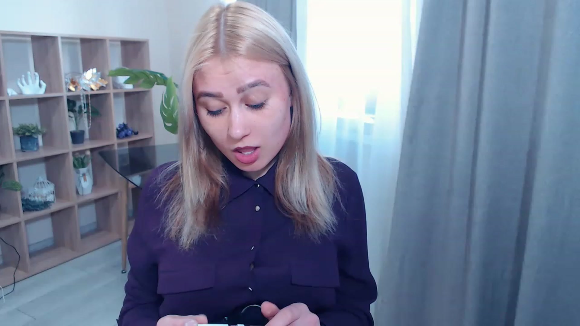 Gallery image thumbnail from Kukla_kolduna's myfreecams stream on, 03/10/2023, 14:23 image 11 of 20