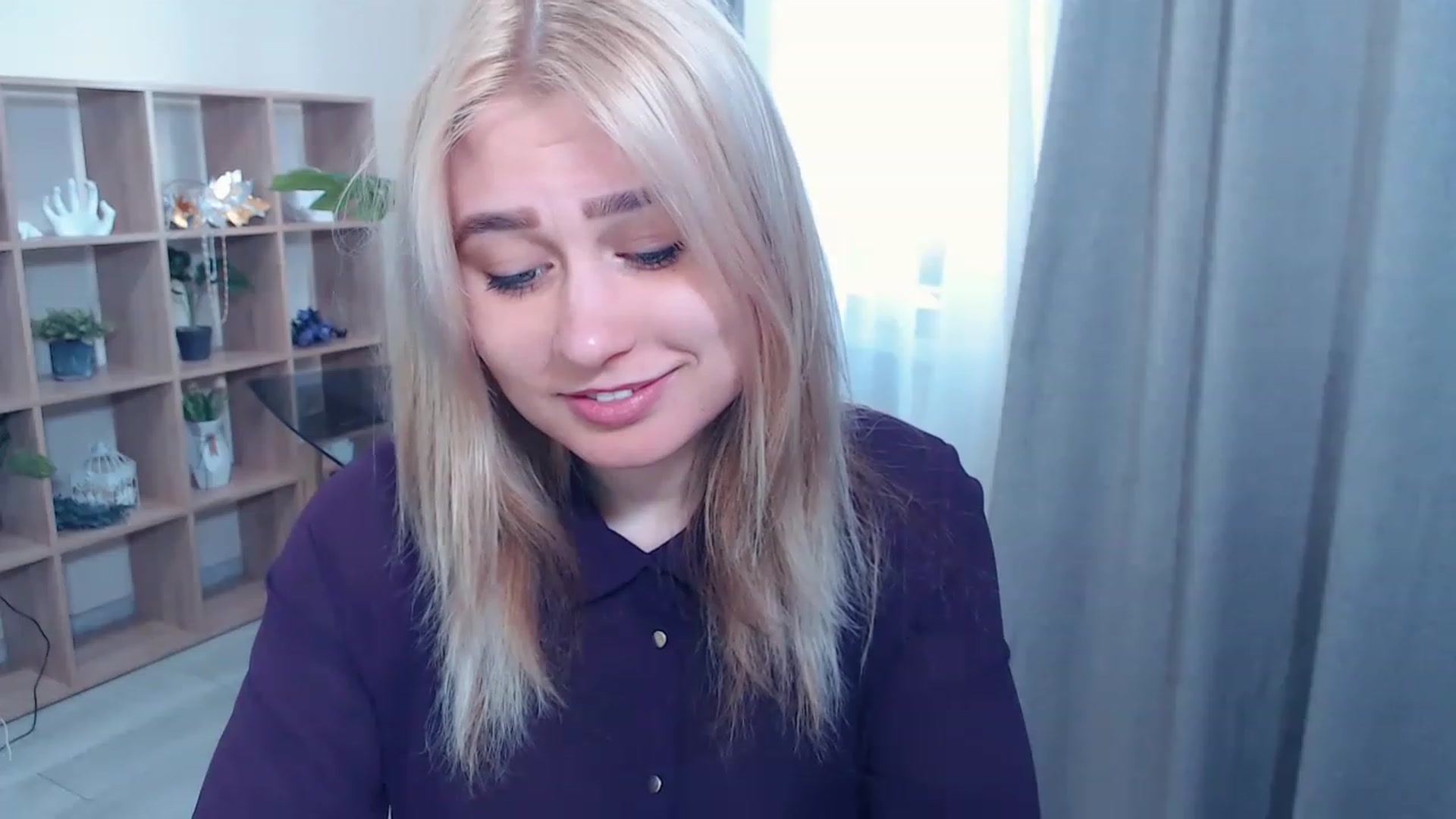 Gallery image thumbnail from Kukla_kolduna's myfreecams stream on, 03/10/2023, 14:23 image 3 of 20