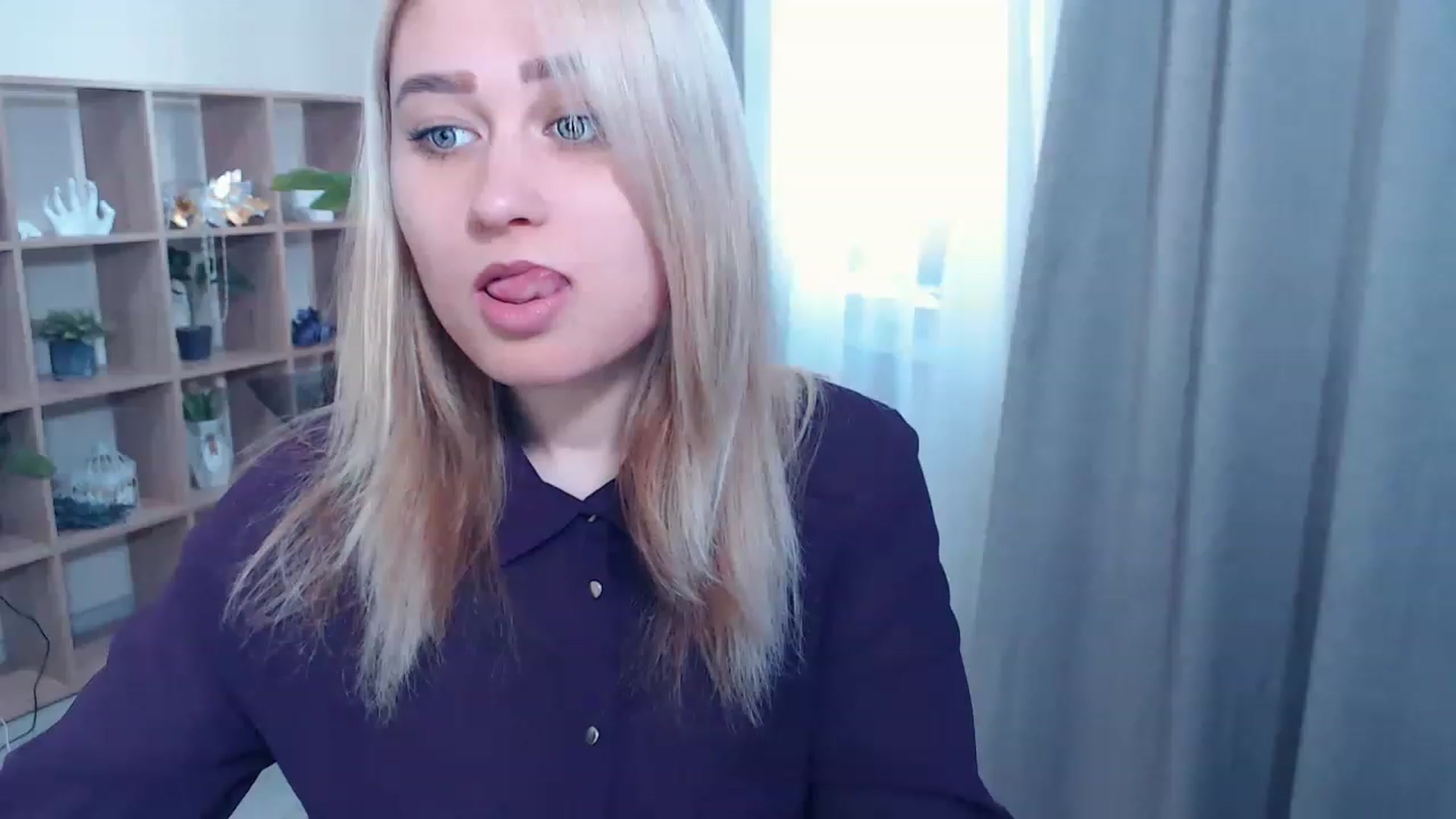 Gallery image thumbnail from Kukla_kolduna's myfreecams stream on, 03/10/2023, 14:23 image 6 of 20