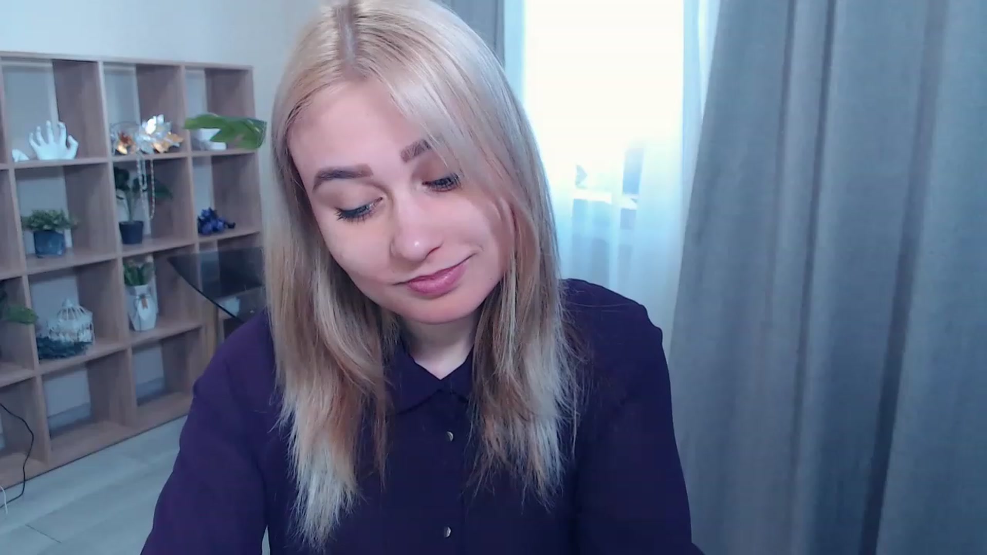 Gallery image thumbnail from Kukla_kolduna's myfreecams stream on, 03/10/2023, 14:23 image 4 of 20
