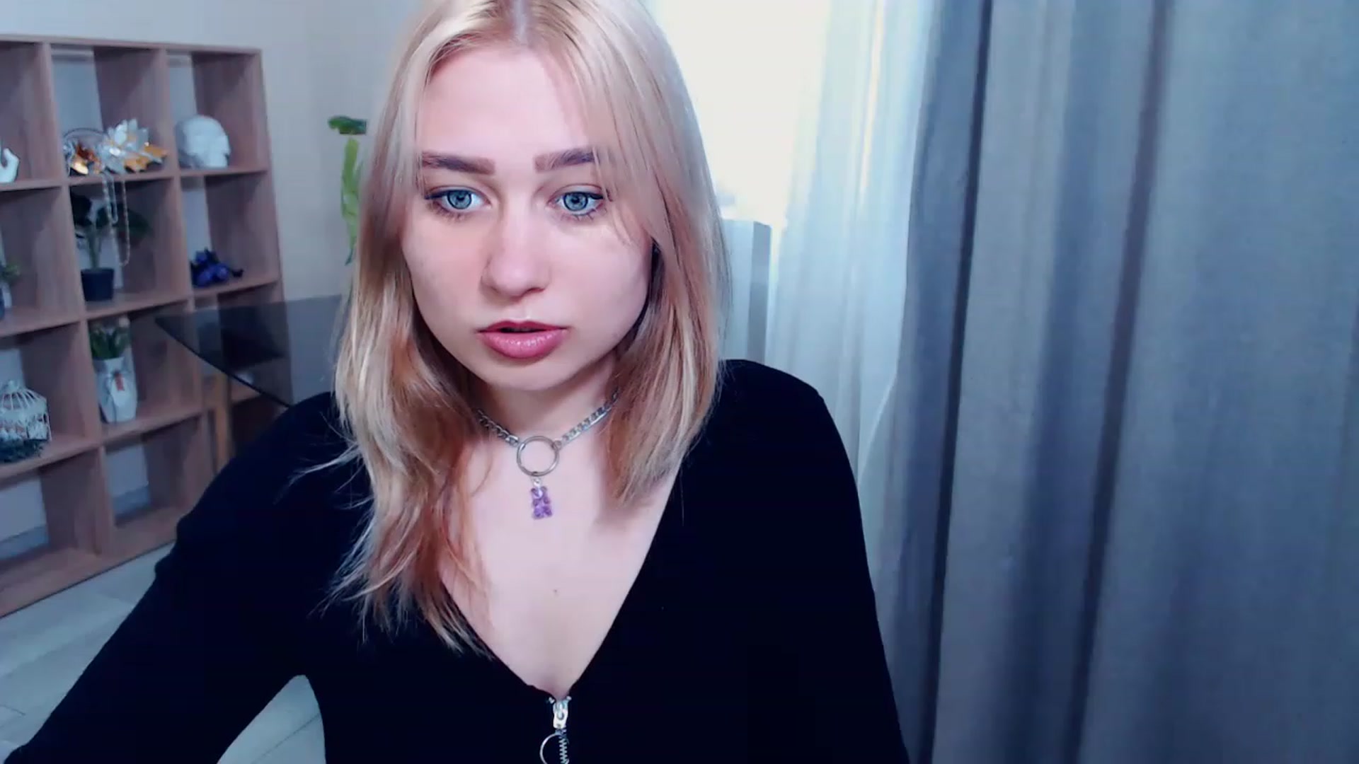 Gallery image thumbnail from Kukla_kolduna's myfreecams stream on, 03/11/2023, 15:00 image 3 of 20