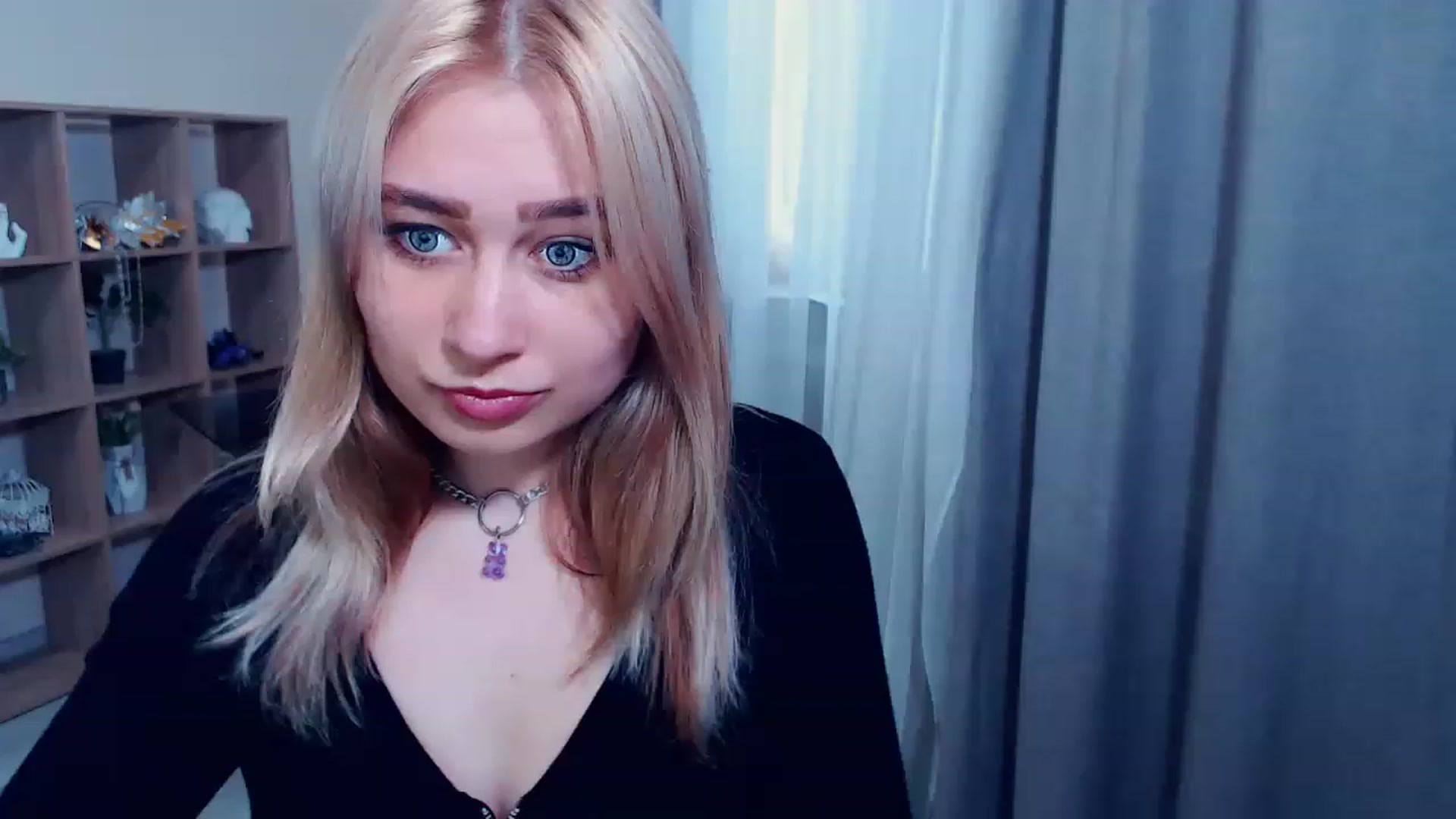 Gallery image thumbnail from Kukla_kolduna's myfreecams stream on, 03/11/2023, 15:00 image 11 of 20