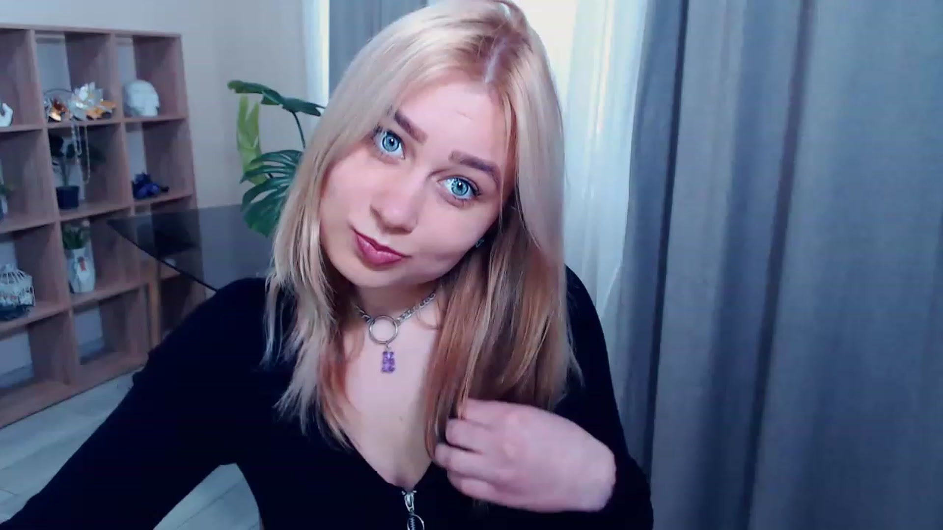 Gallery image thumbnail from Kukla_kolduna's myfreecams stream on, 03/11/2023, 15:00 image 5 of 20