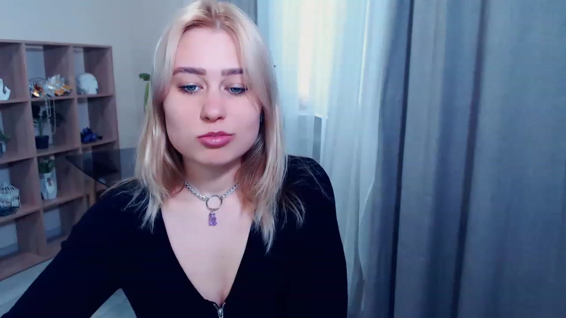 Gallery image thumbnail from Kukla_kolduna's myfreecams stream on, 03/11/2023, 15:00 image 13 of 20