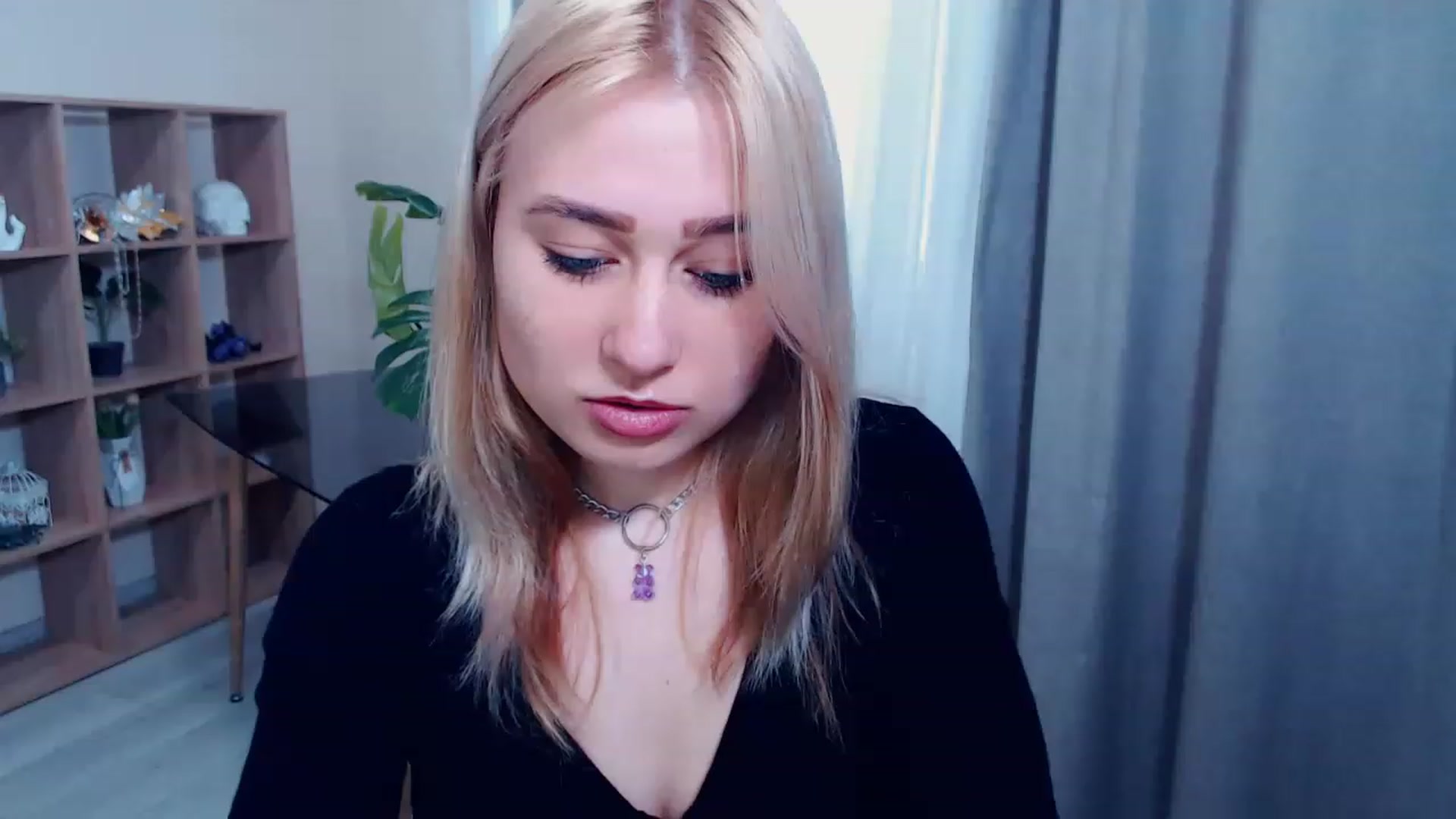 Gallery image thumbnail from Kukla_kolduna's myfreecams stream on, 03/11/2023, 15:00 image 6 of 20