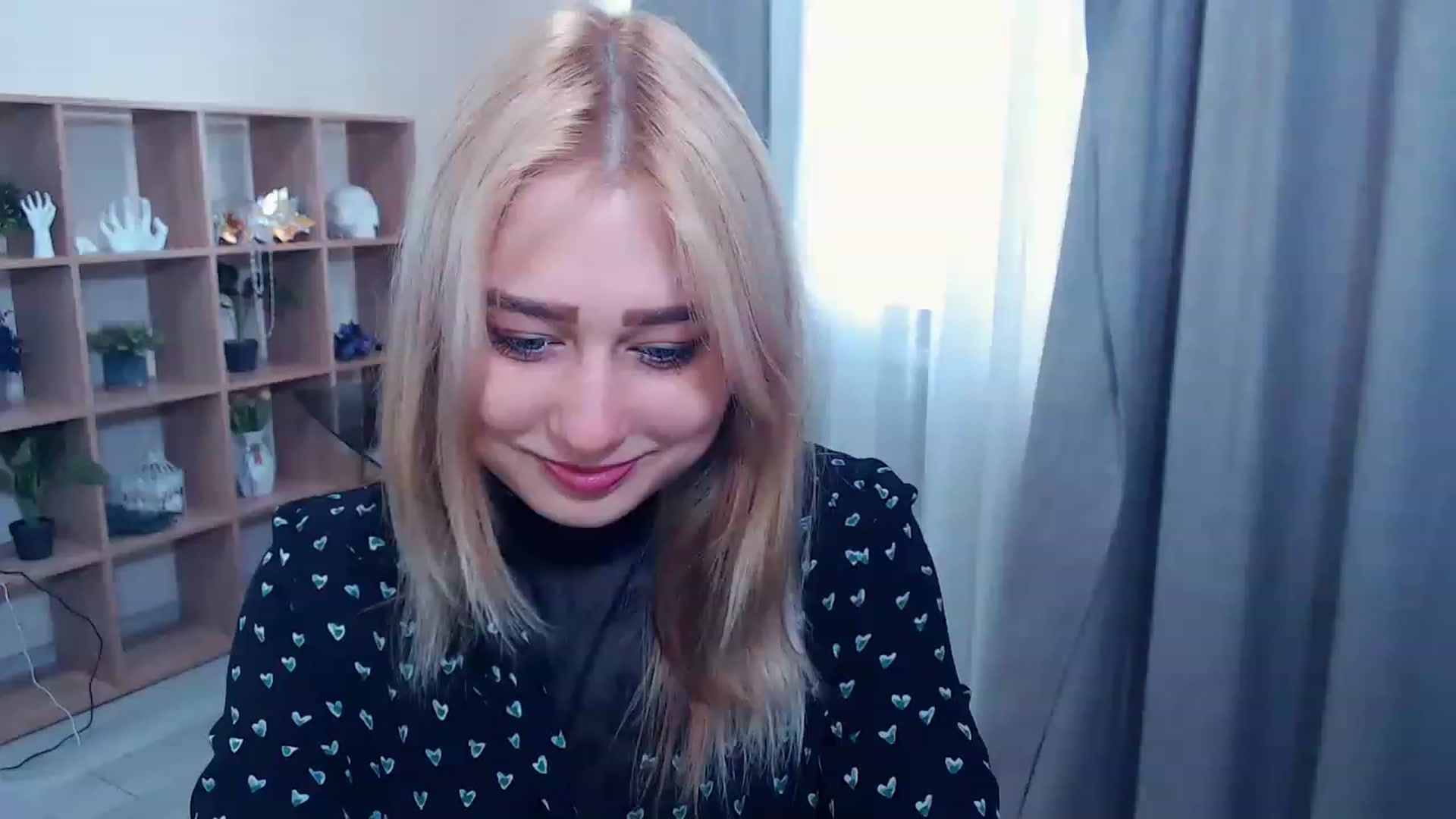 Gallery image thumbnail from Kukla_kolduna's myfreecams stream on, 03/12/2023, 14:29 image 19 of 20